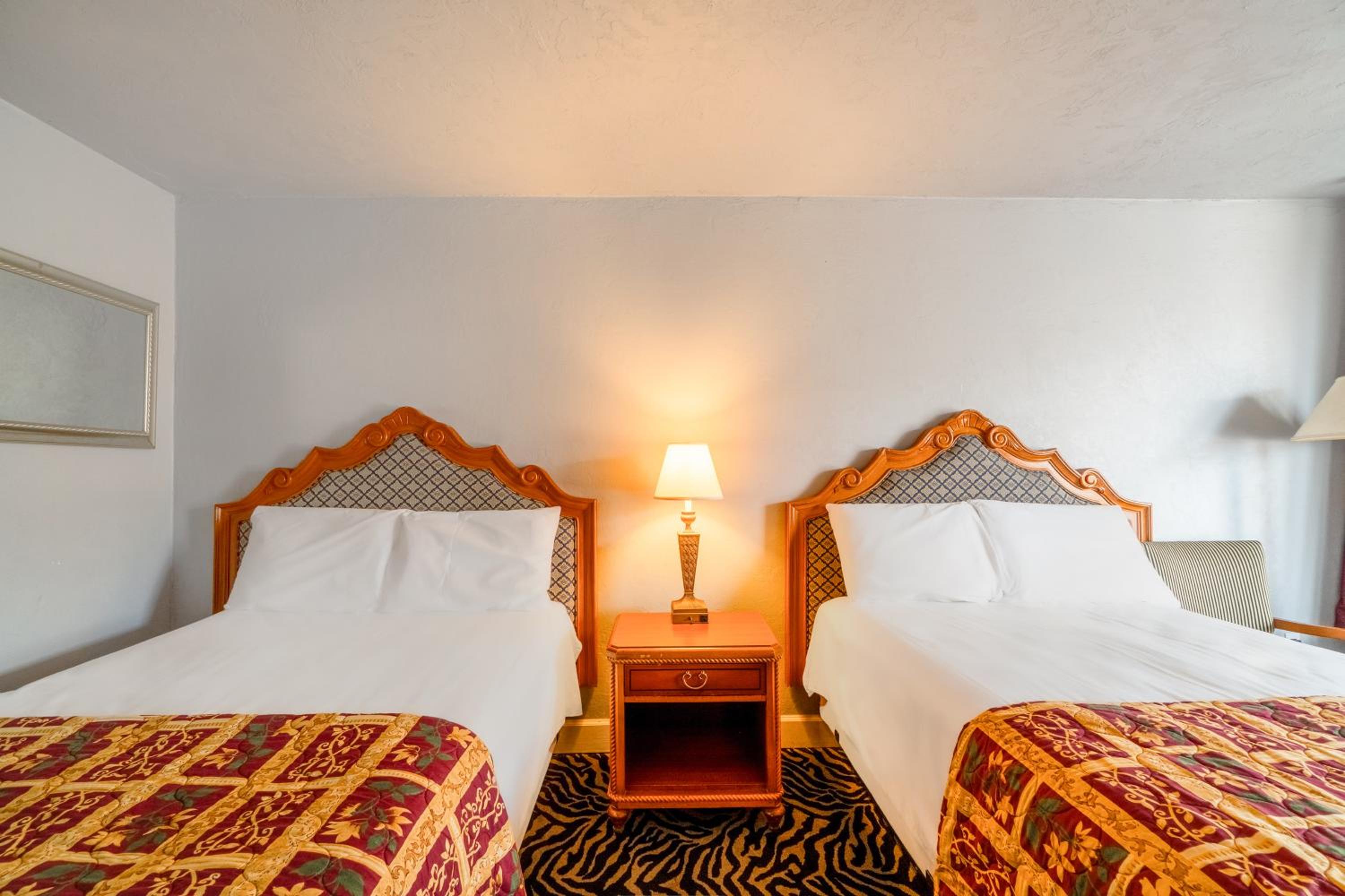 2 Full Bed - Photo 5