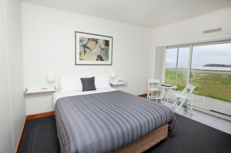 Hotel Bruny Queen Room - Photo 5