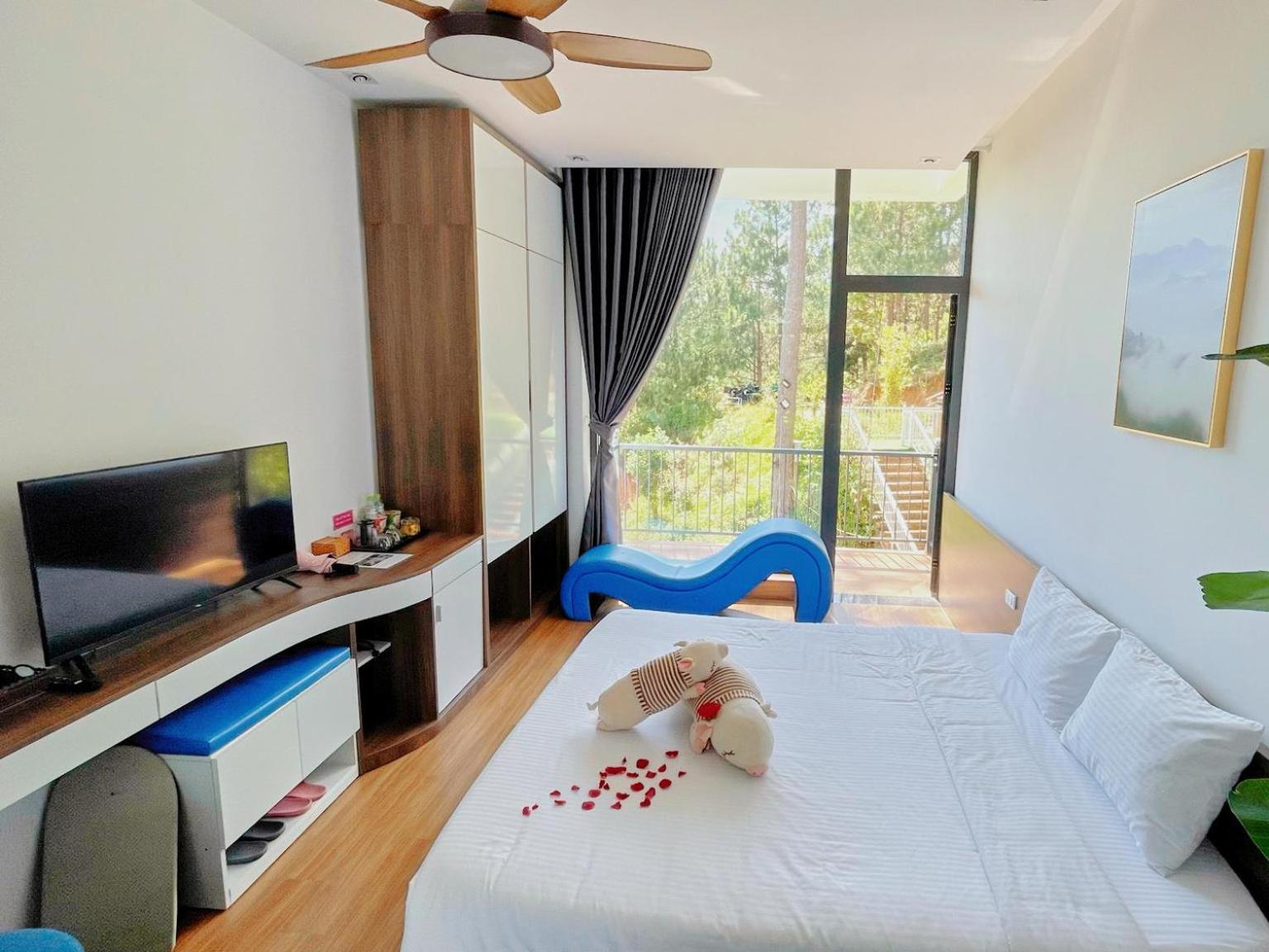 King Room with Spa Bath