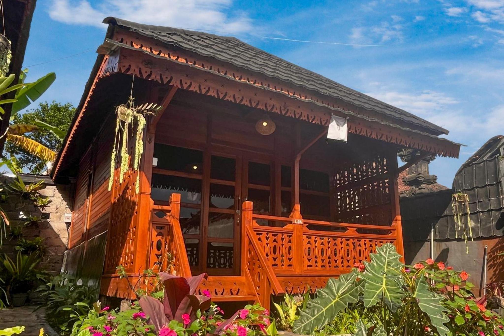 Wooden Villa with Mountain View - Photo 7