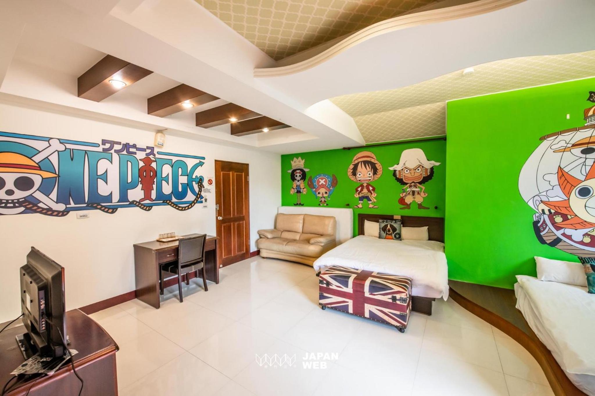 Quadruple Room with Balcony photo 1