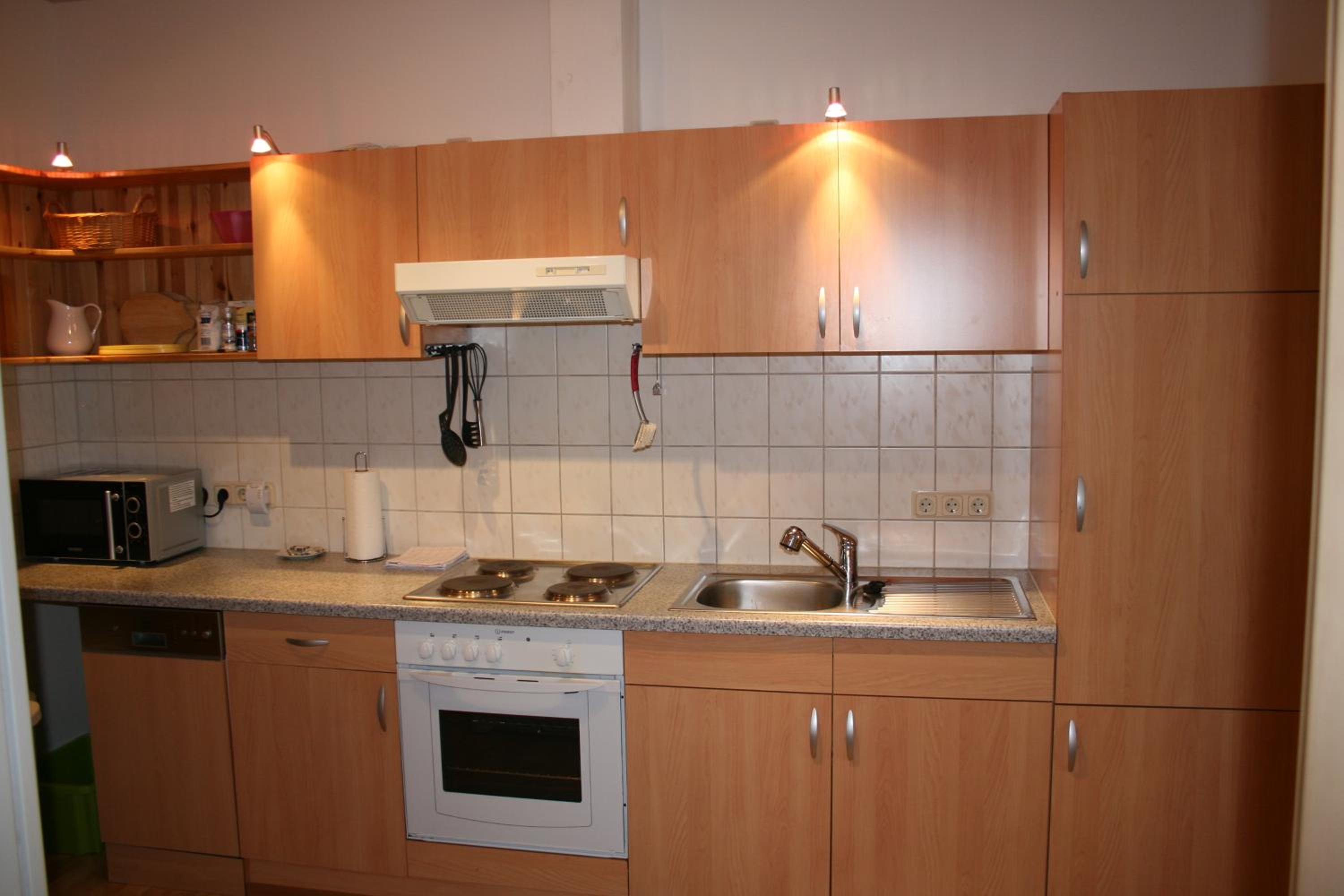 Comfort Apartment - Photo 11
