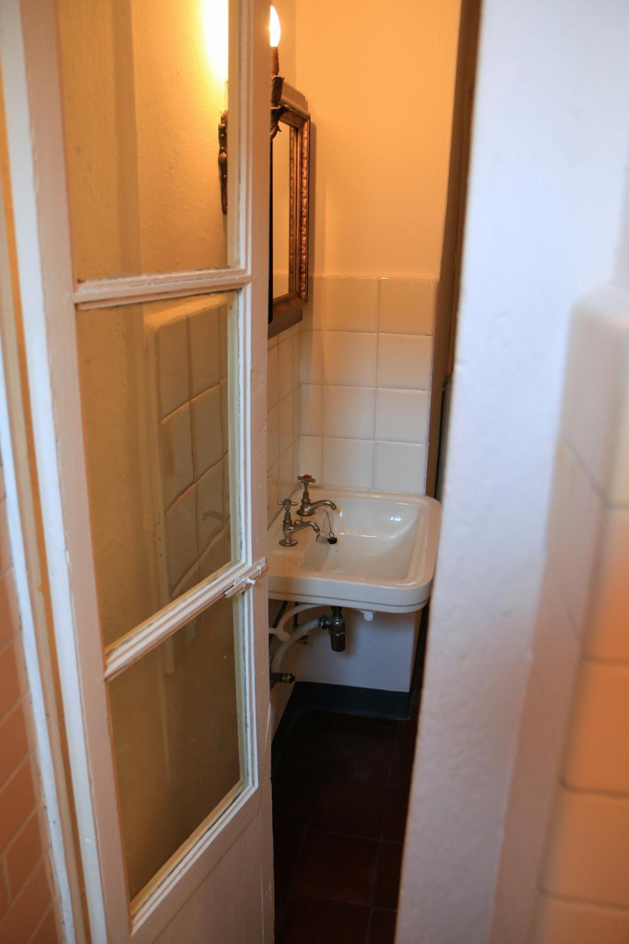 Double or Twin Room photo 3