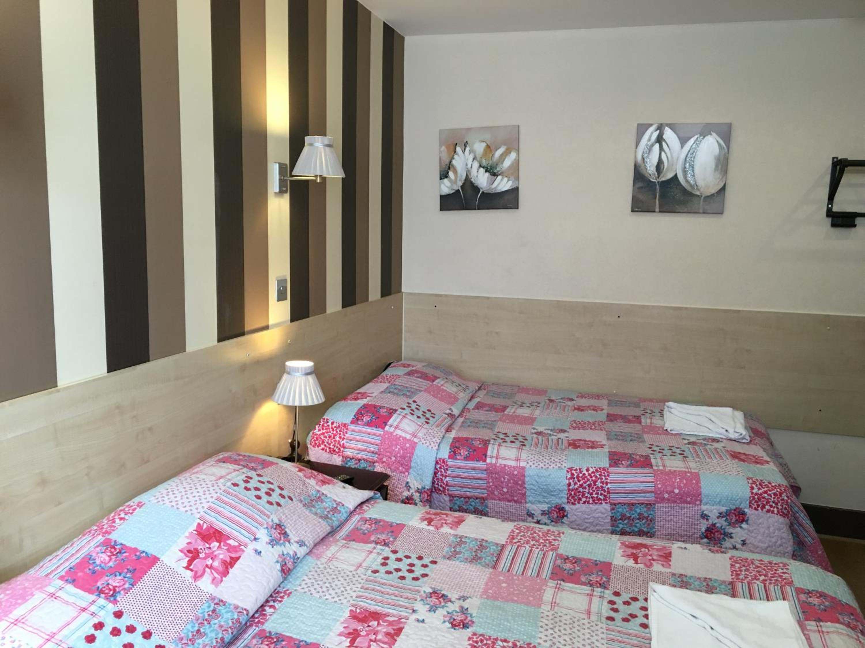 Standard Triple Room photo 3