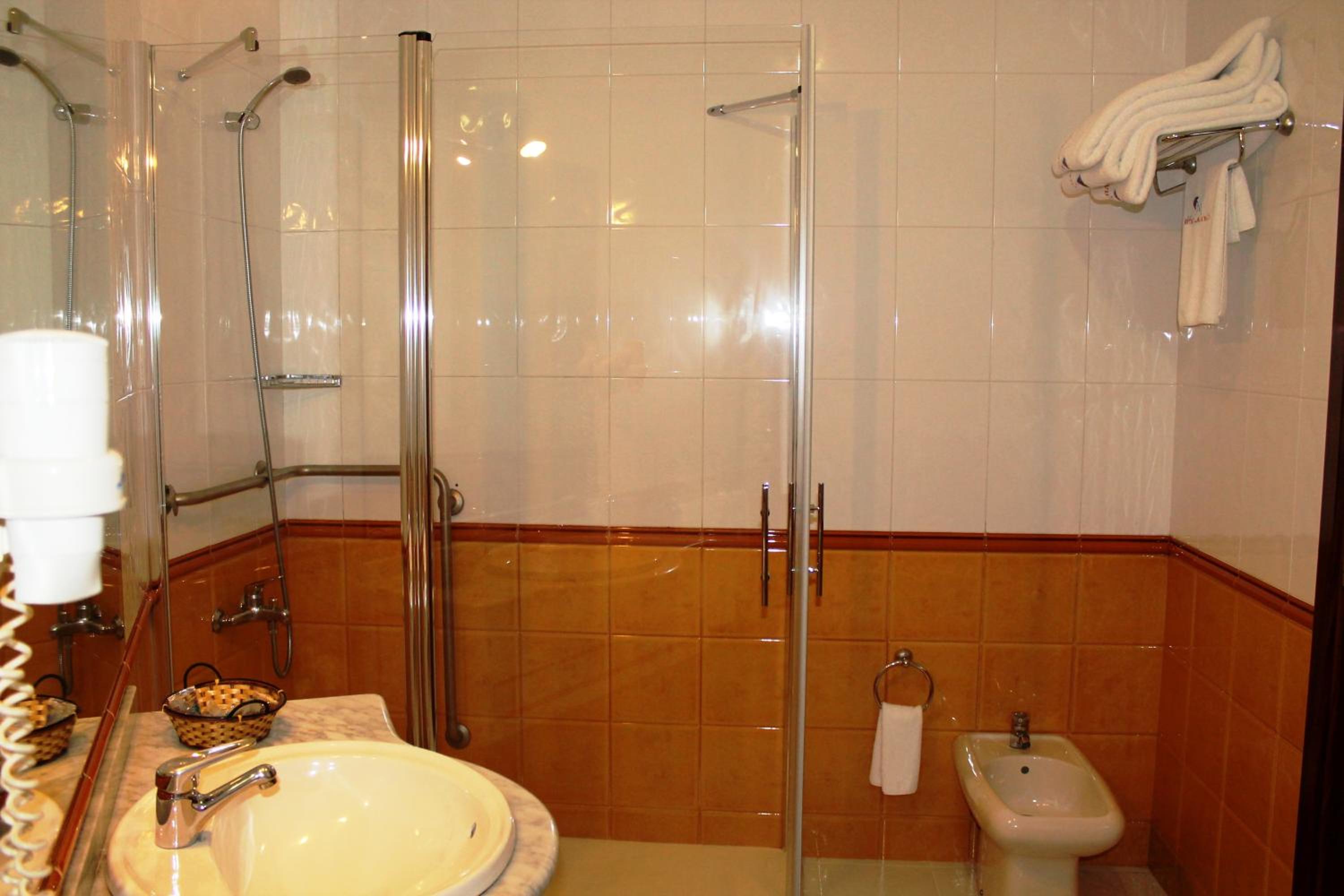 Basic Triple Room - Photo 3