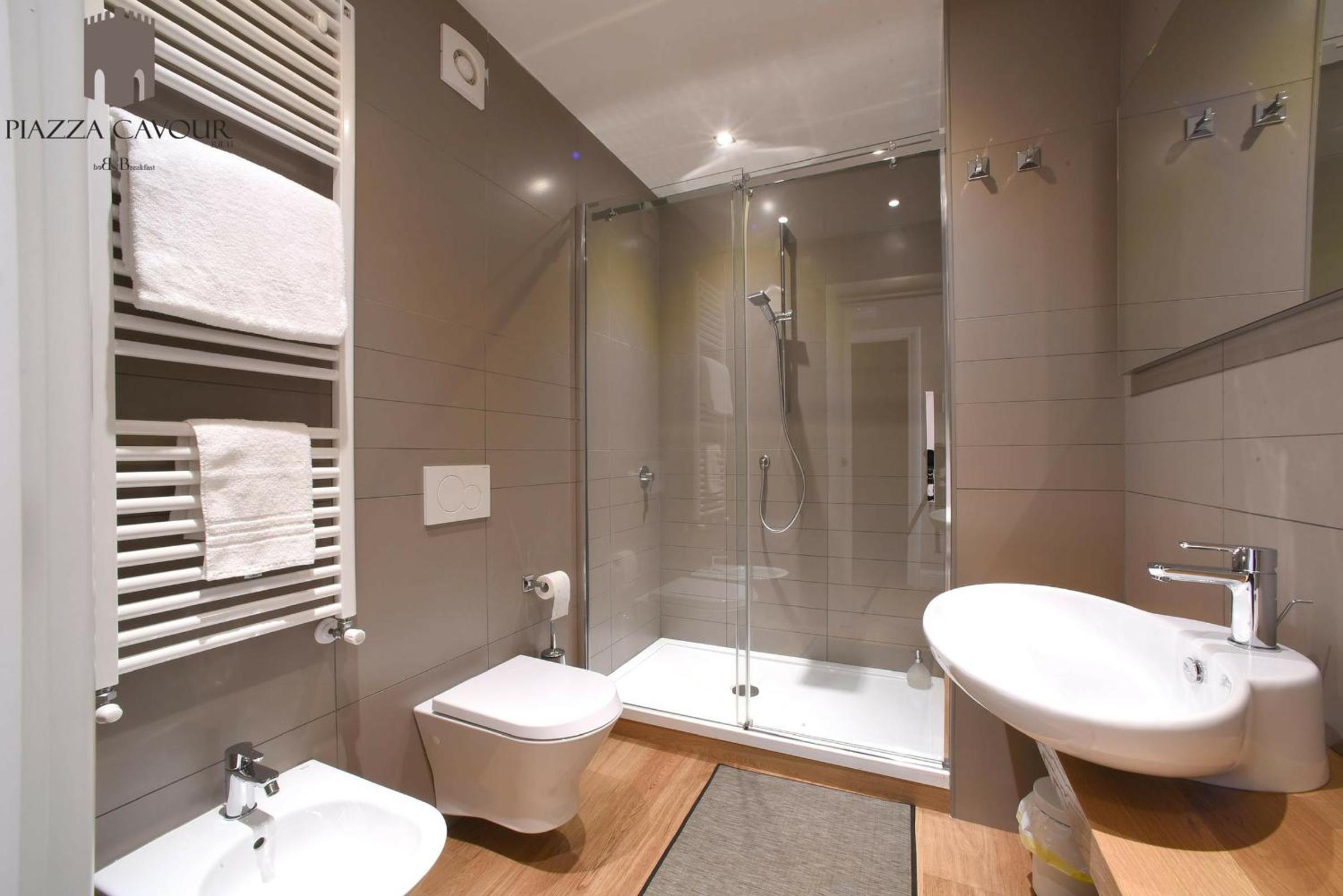 Comfort Triple Room with Shower - Photo 3