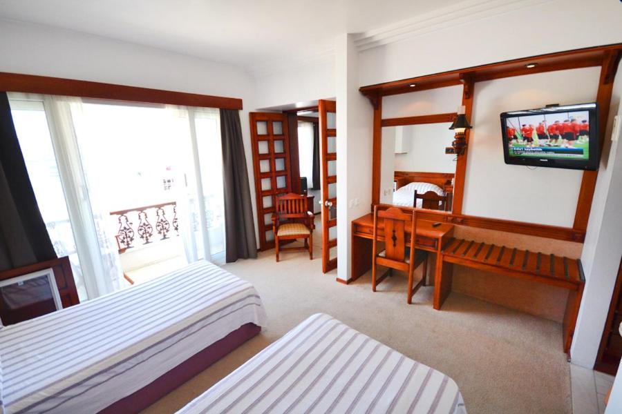 Suite with Sea View photo 2