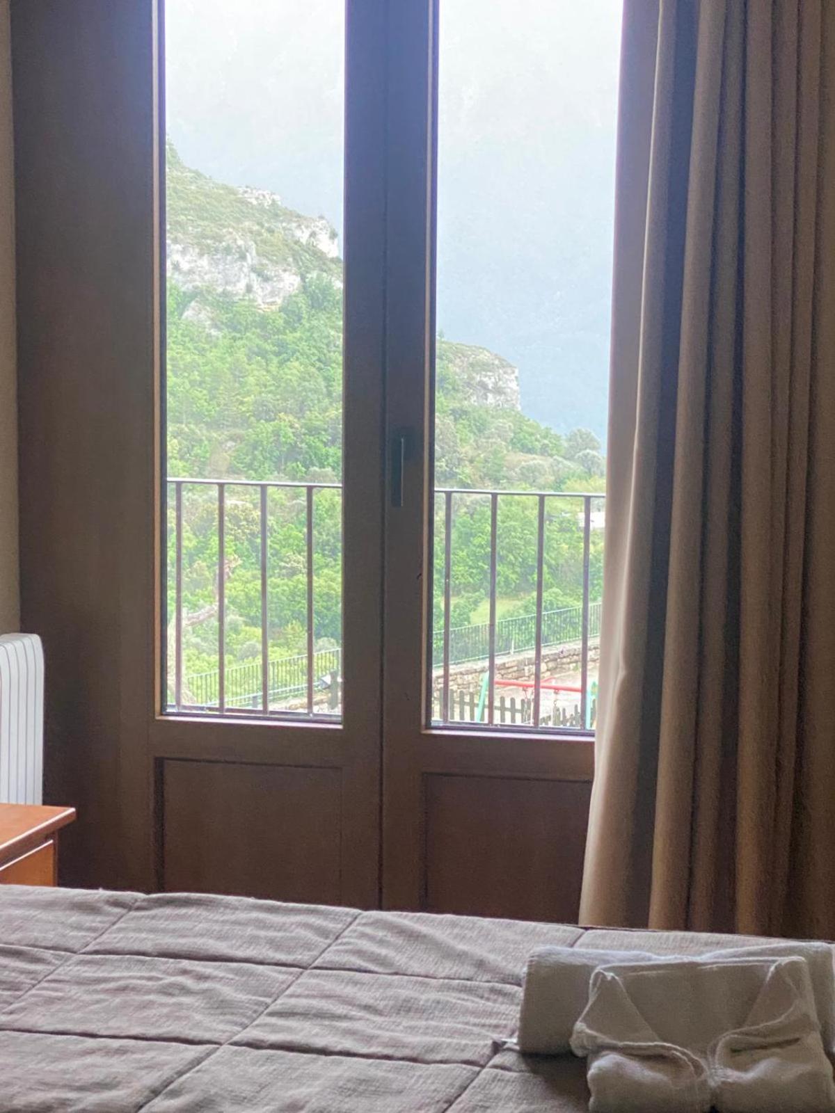 Habitación Doble con Vista a la Montaña