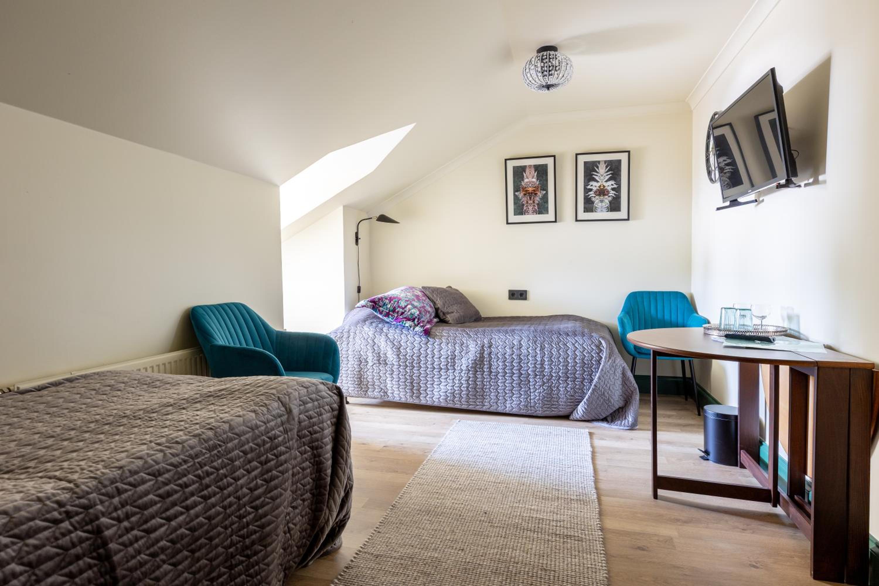 Standard Twin Room photo 1