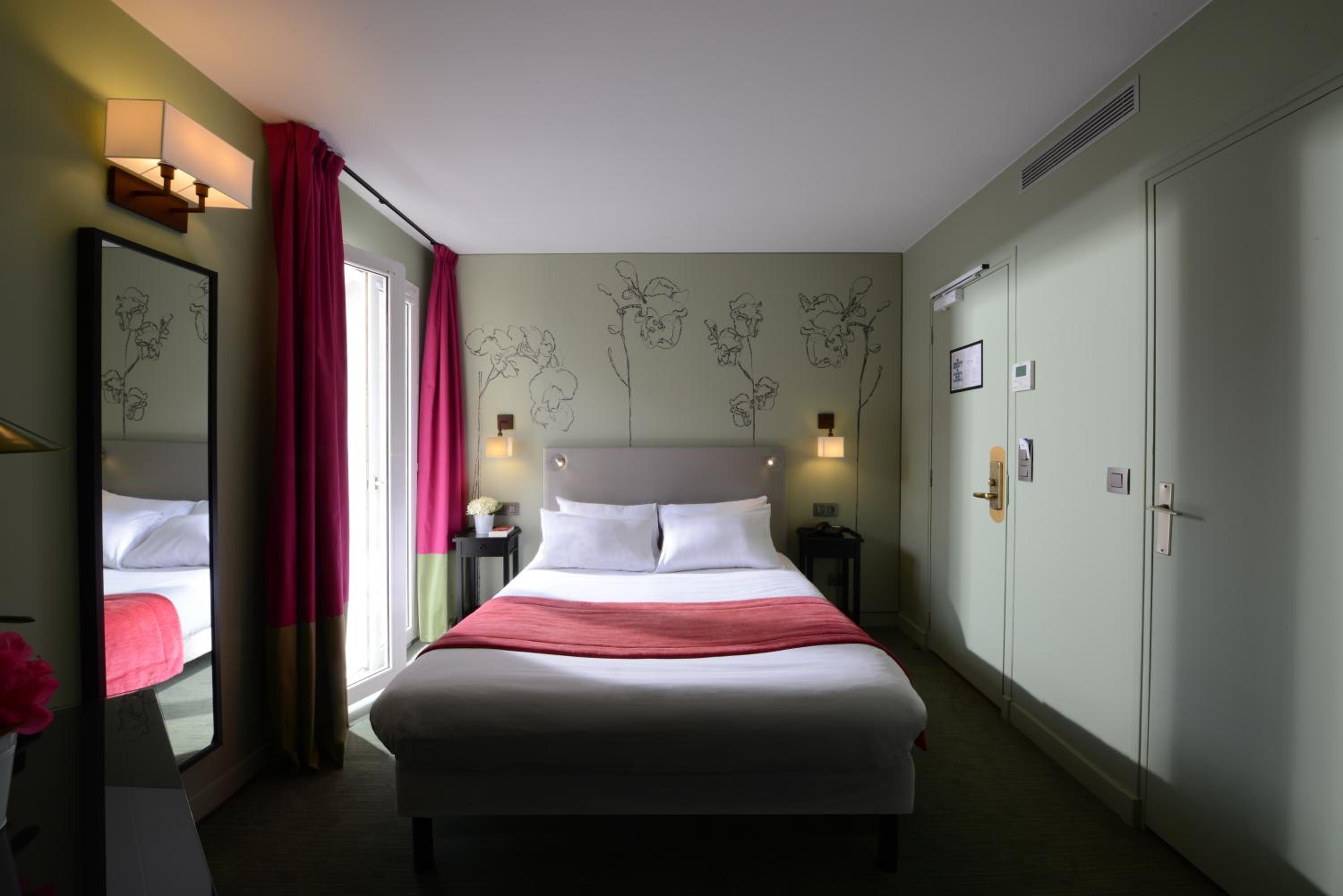 Double Room with Garden View photo 3