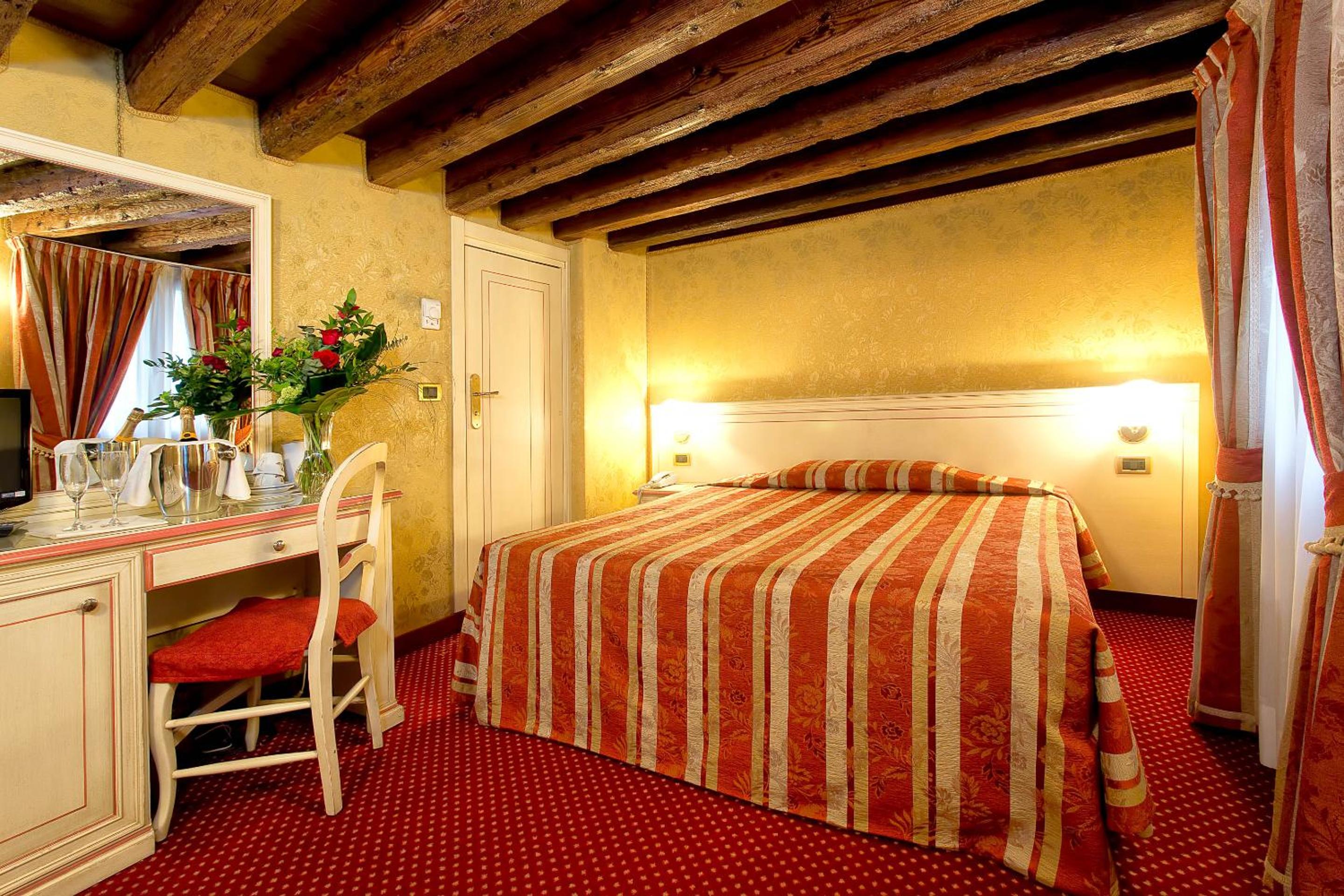 Superior Double Room photo 1