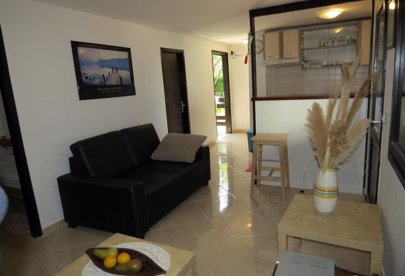 Two-Bedroom House photo 2