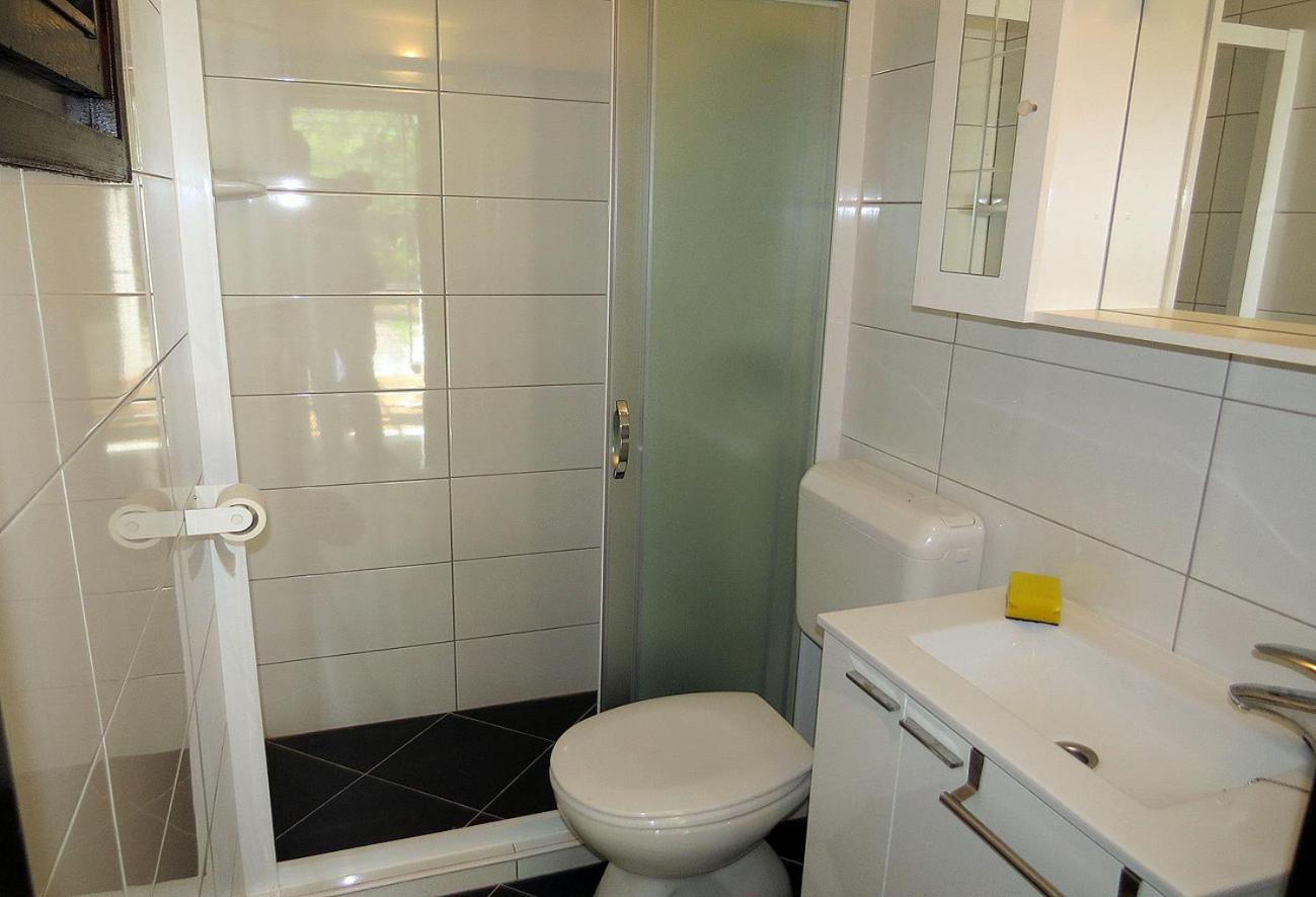 Two-Bedroom House photo 3
