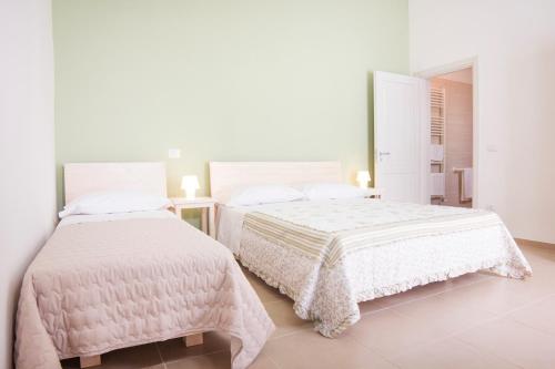 Superior Triple Room photo 2