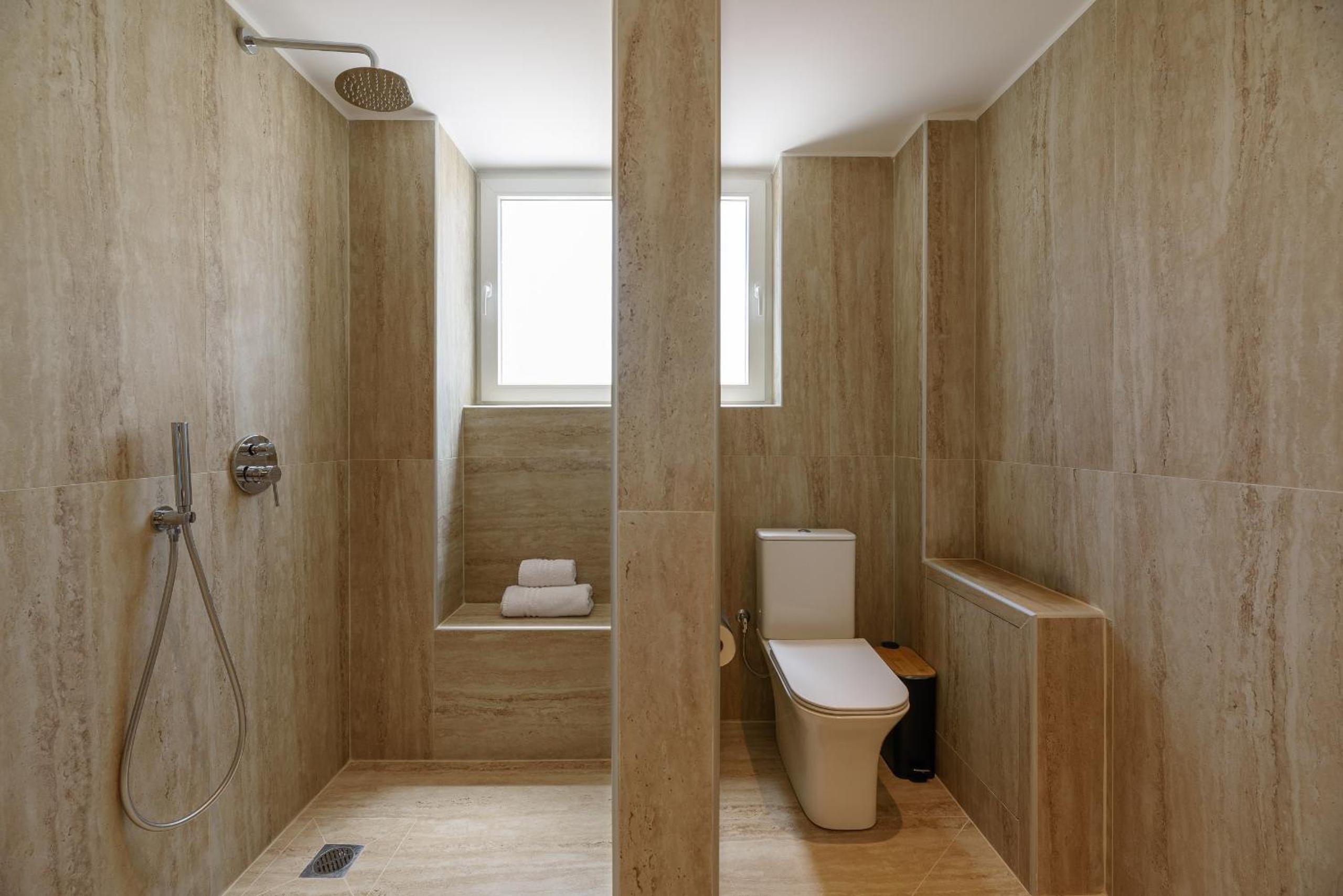 Family Suite - Photo 4