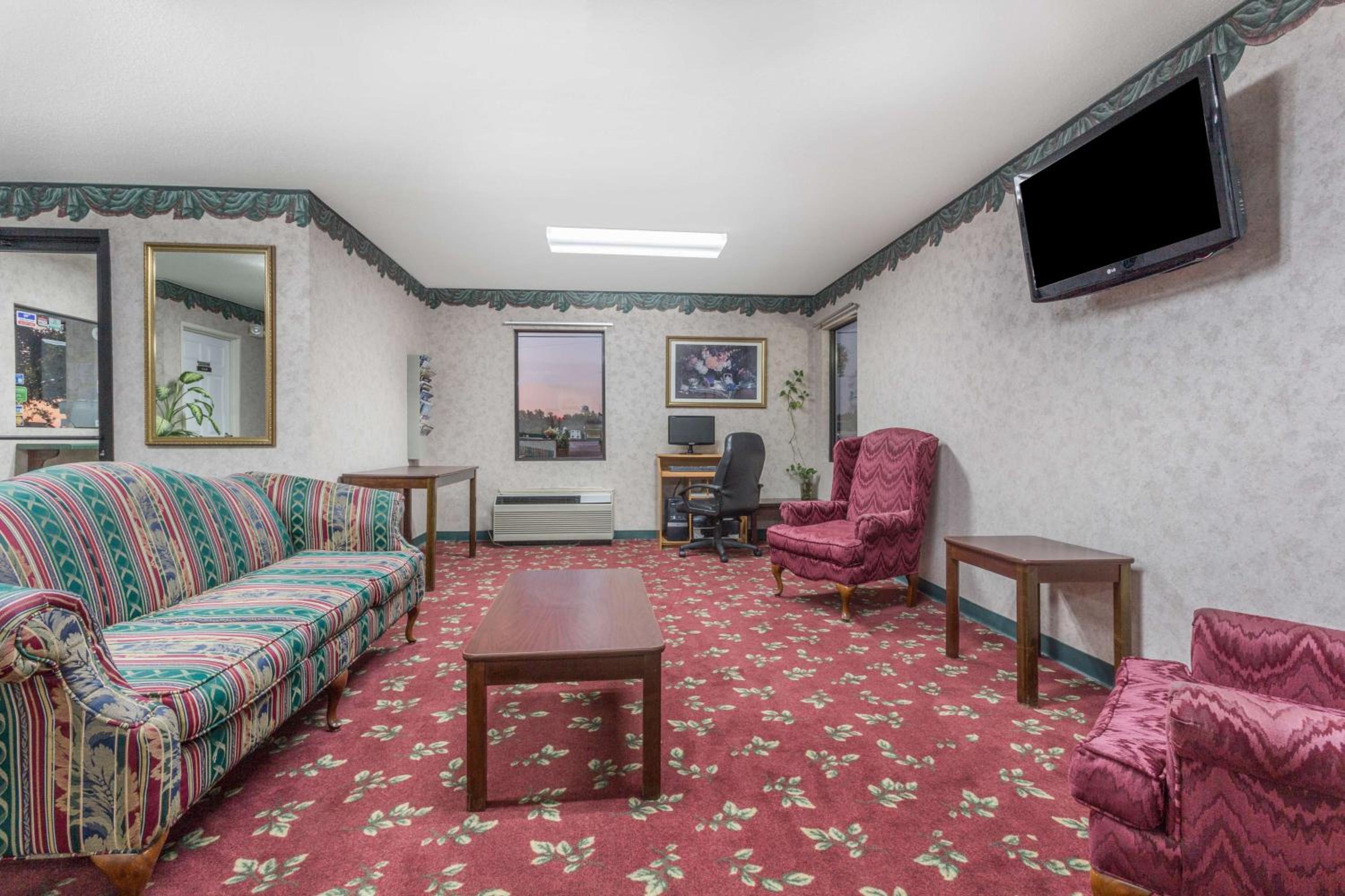 King Room - Disability Access/Non-Smoking - Photo 6