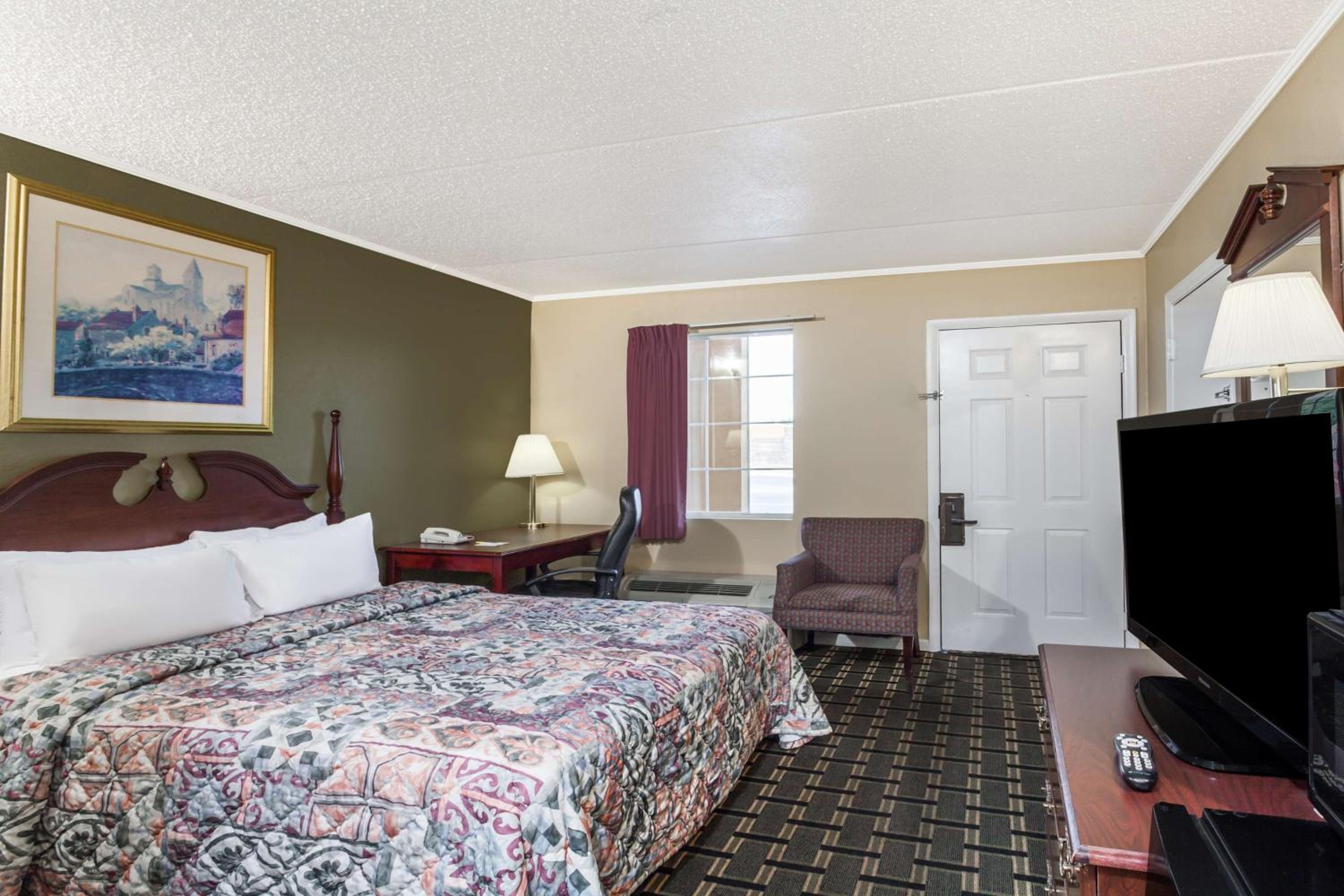 King Room - Disability Access/Non-Smoking - Photo 1