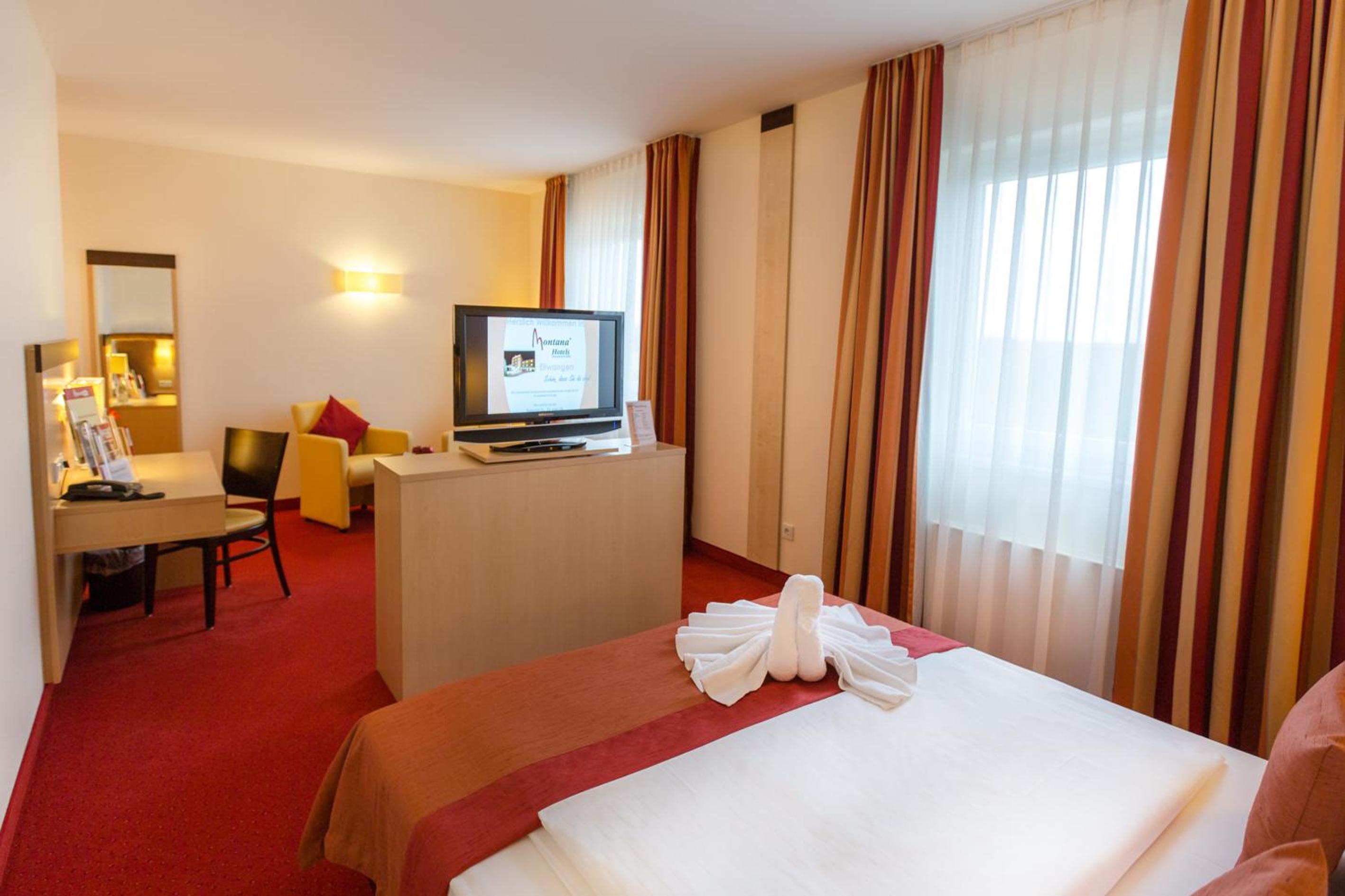 Suite - Photo 3