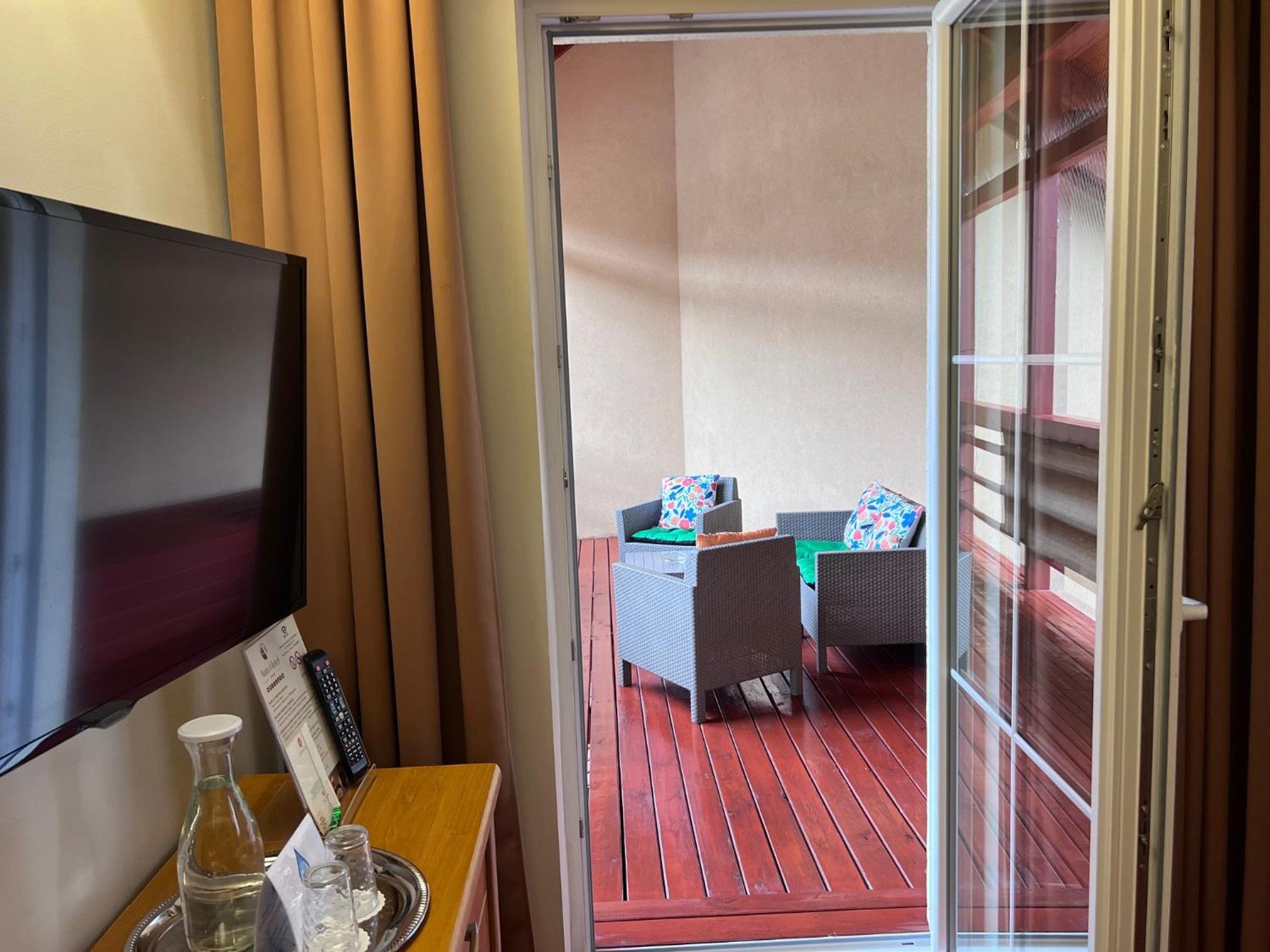 Twin Room with Terrace