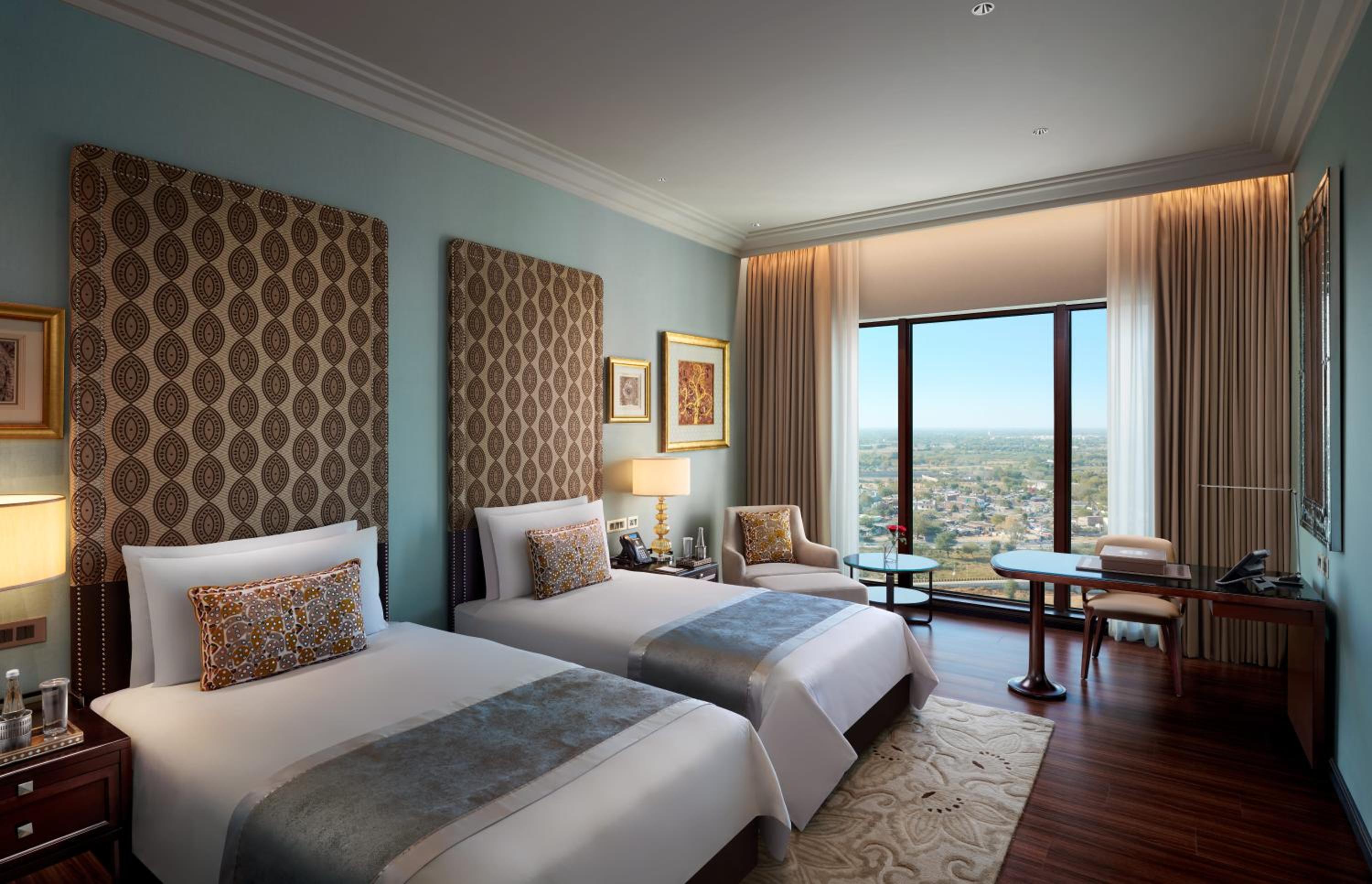 Deluxe Twin Horizon View - 15% Discount on Food & Beverages - 1000 Credit points for SPA per room per stay