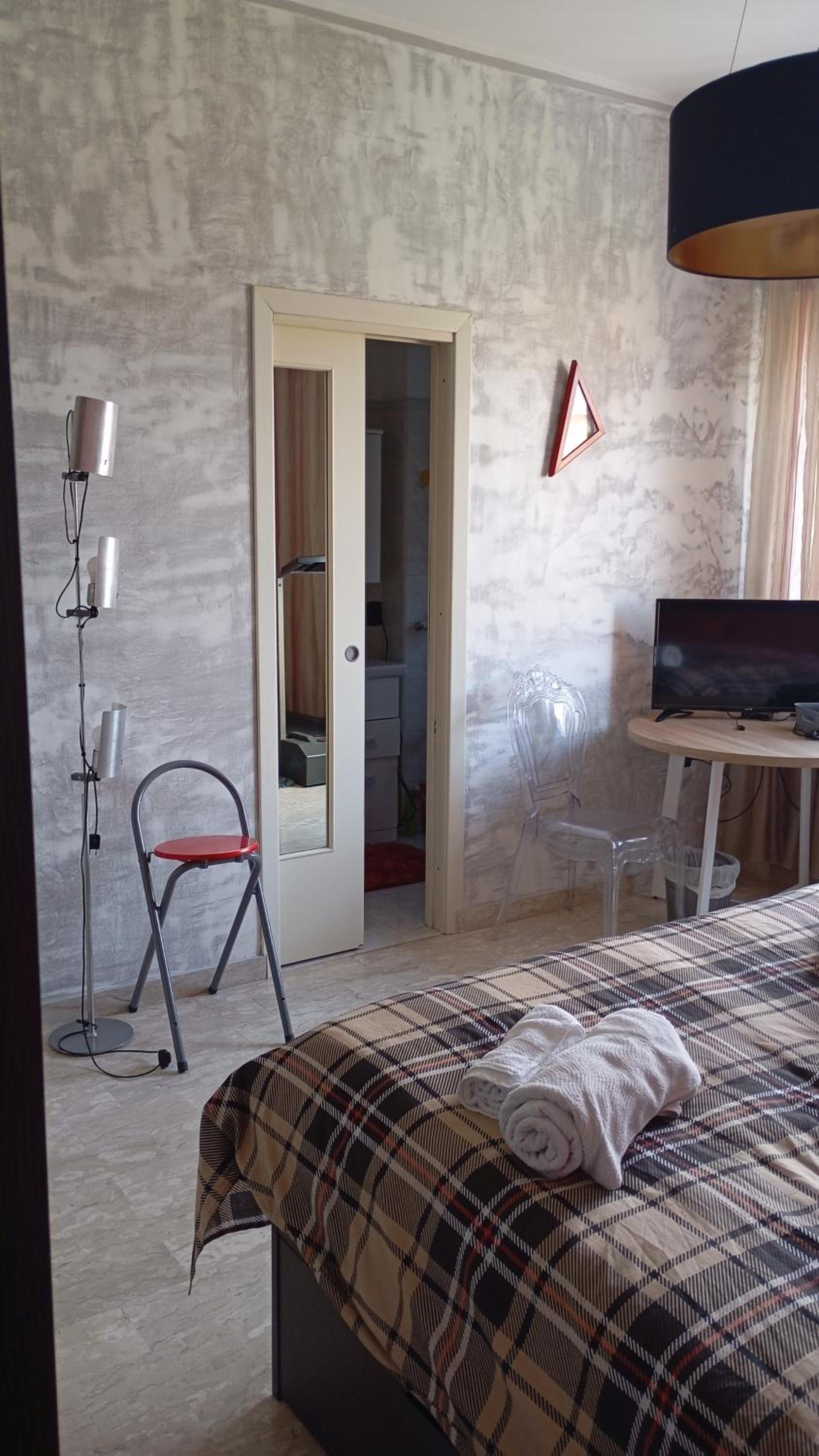 Large Double Room photo 1
