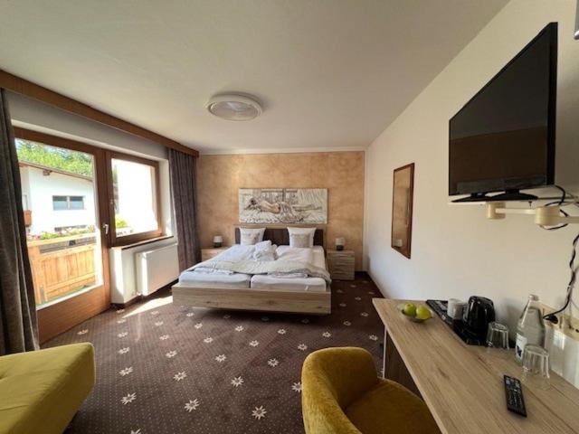 Double Room with Shower