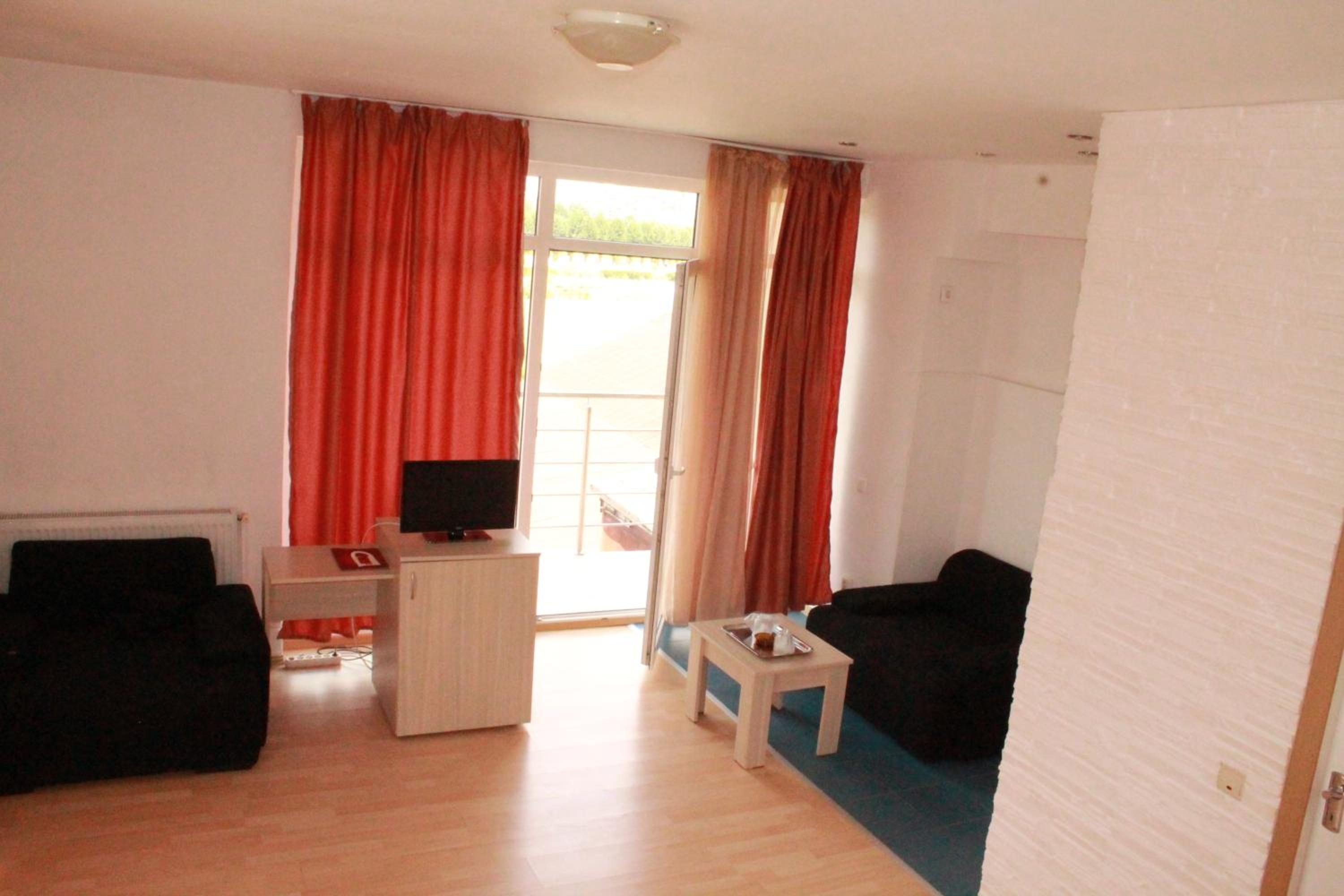 Standard Double Room - Photo 9