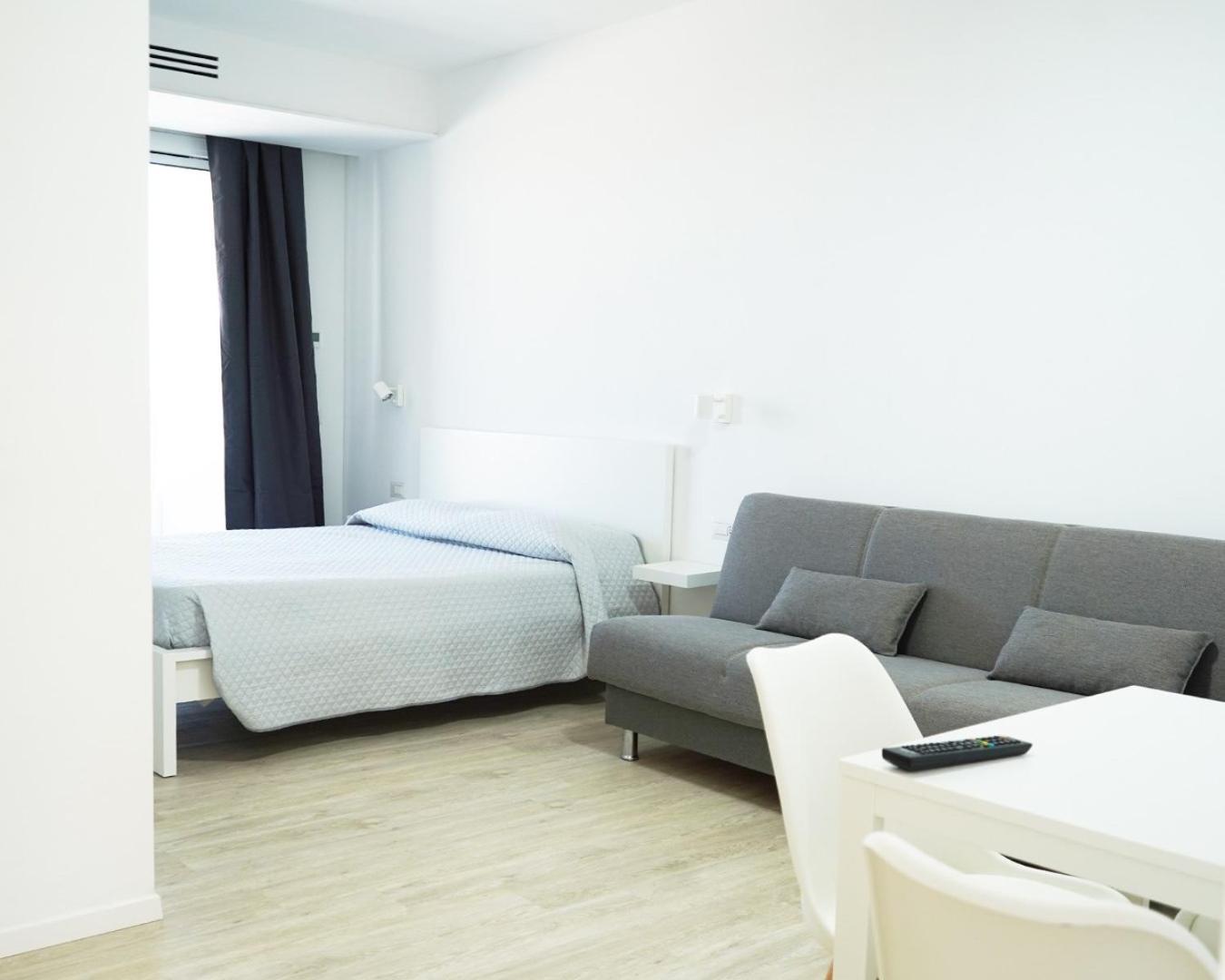 Studio with Sea View photo 3