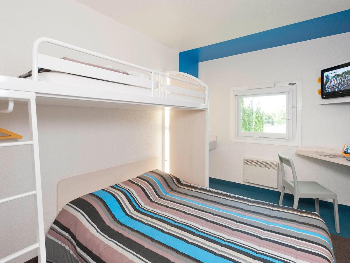 Triple Room with Shared Bathroom photo 1
