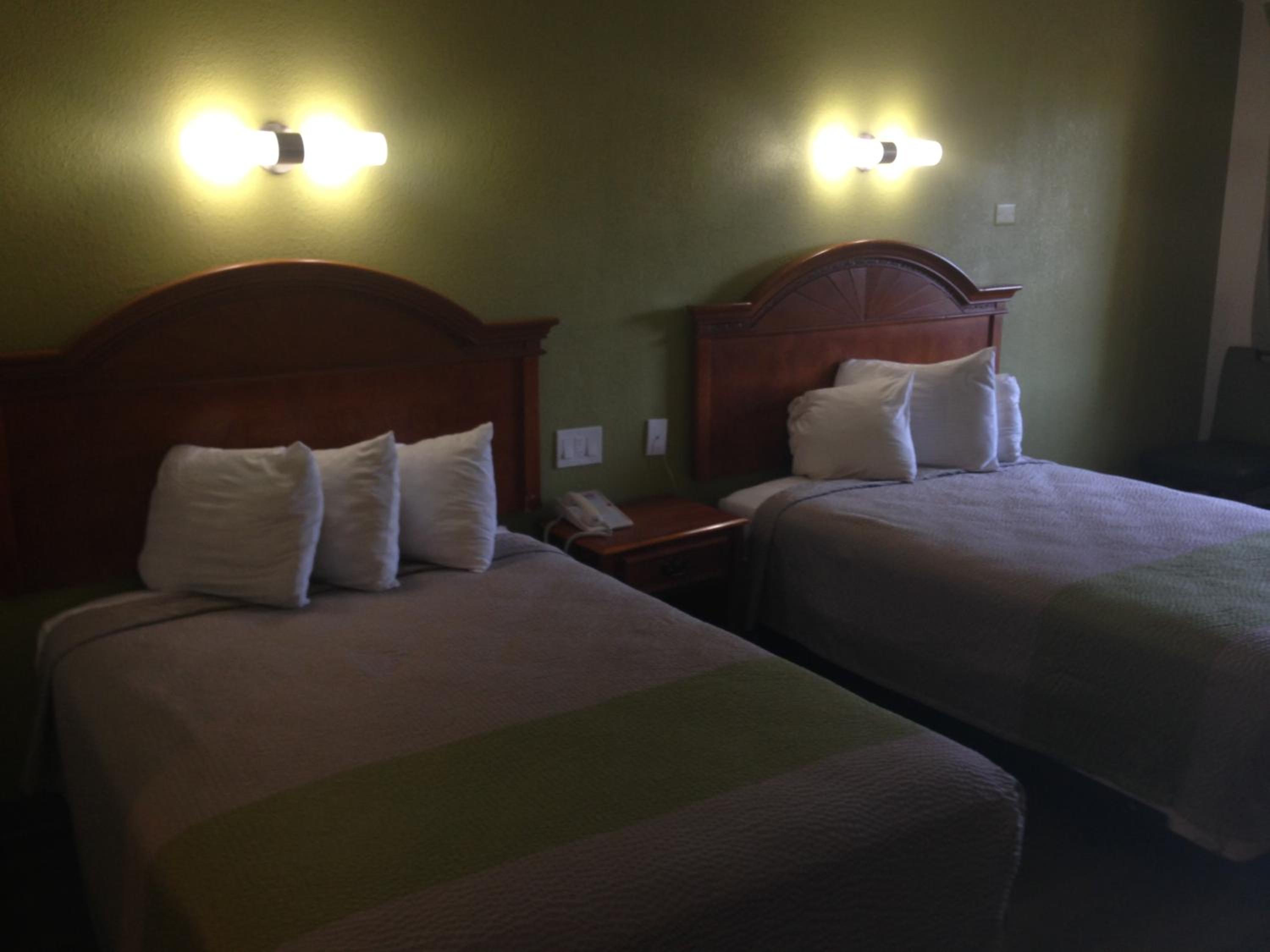 Standard Double Room - Smoking - Photo 1