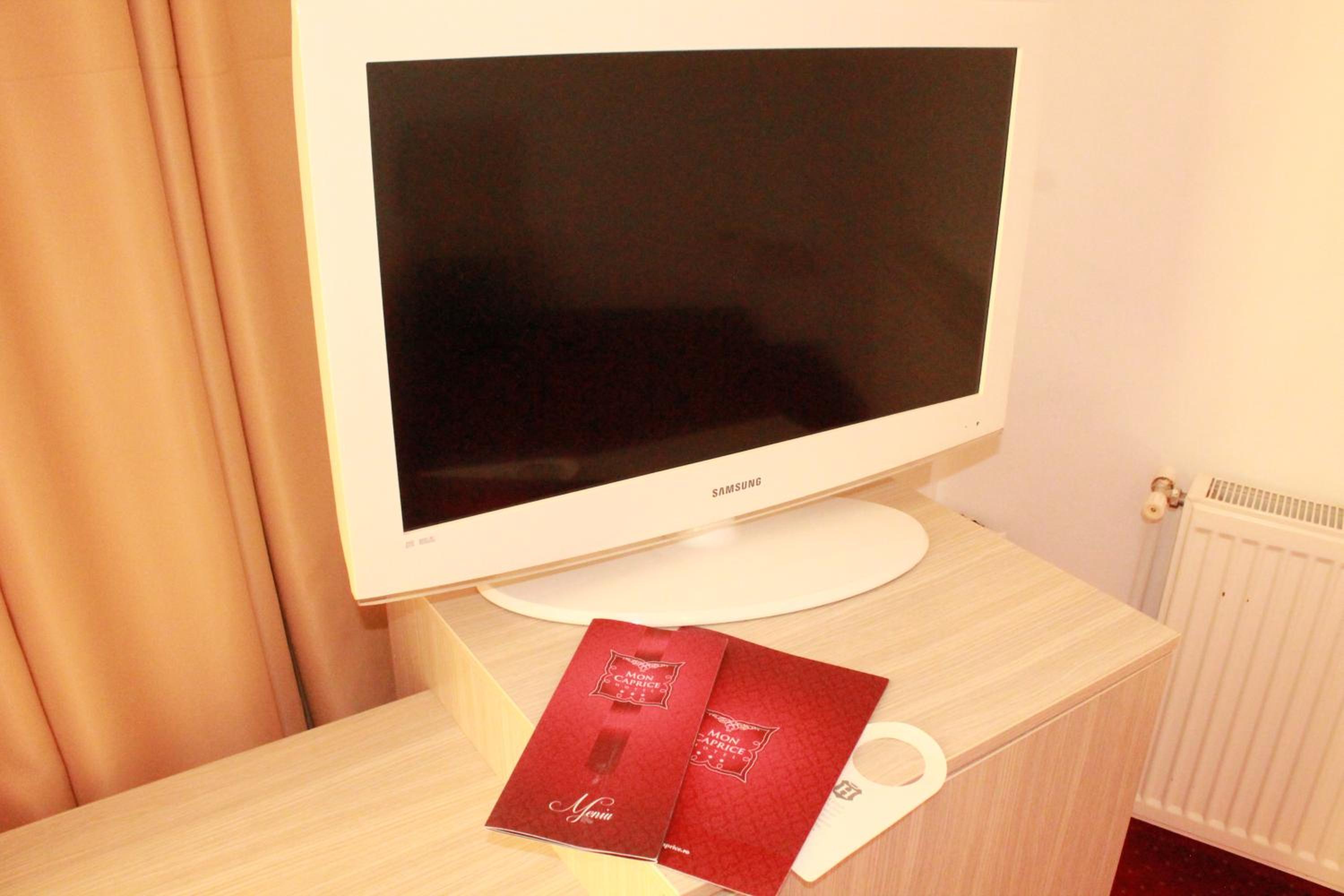 Standard Double Room - Photo 2