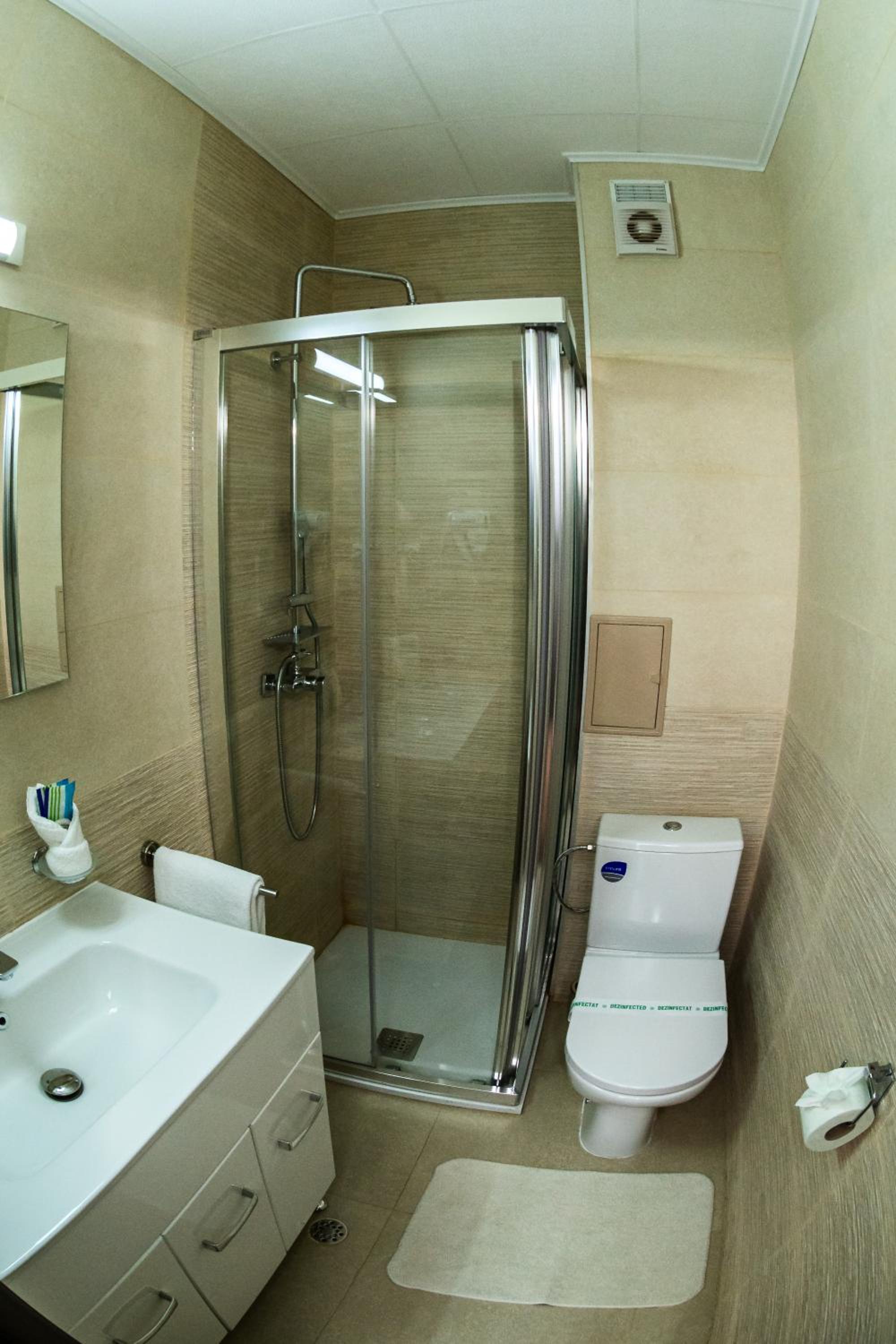 One-Bedroom Suite - Photo 30