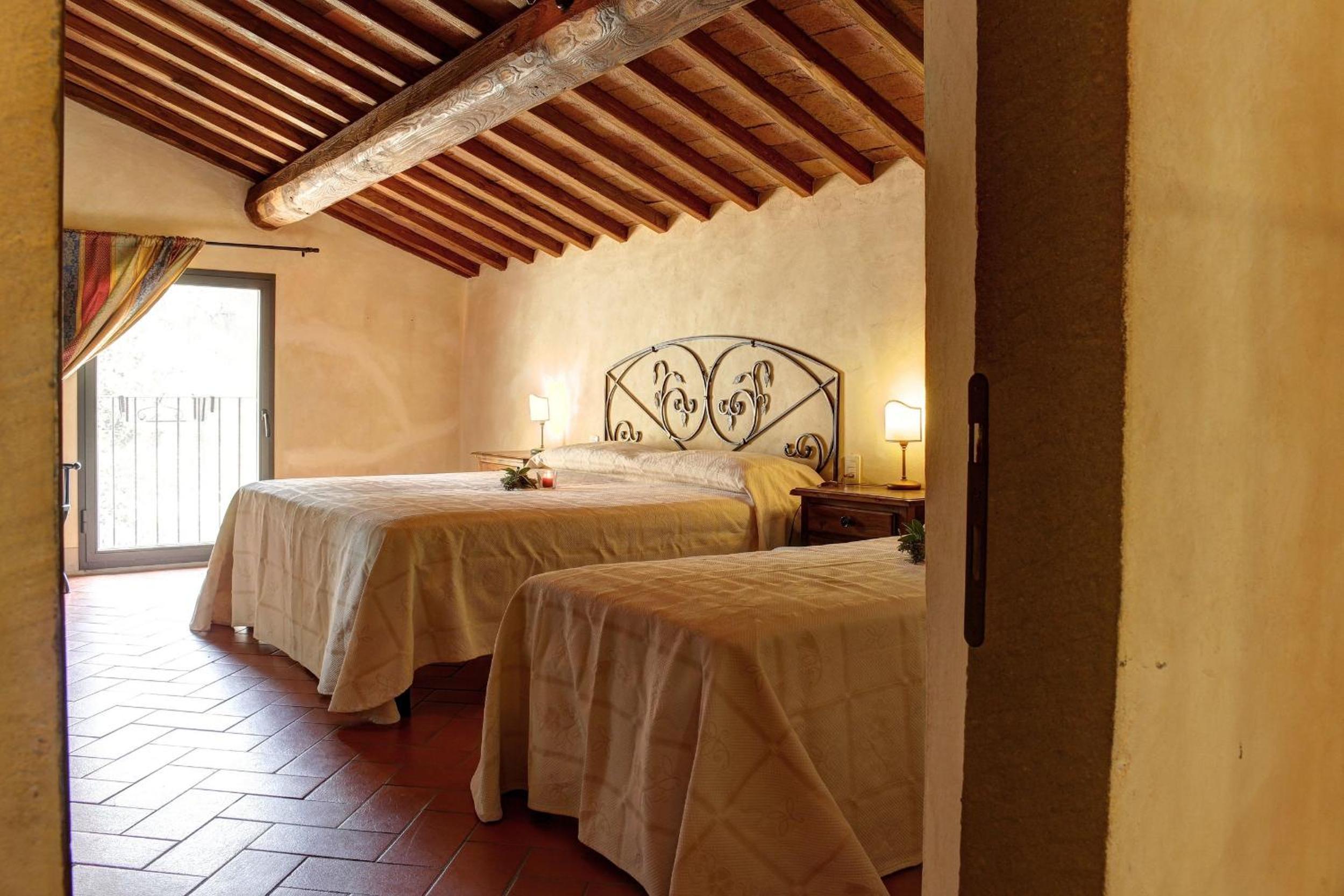 Duplex Apartment (5 Adults)