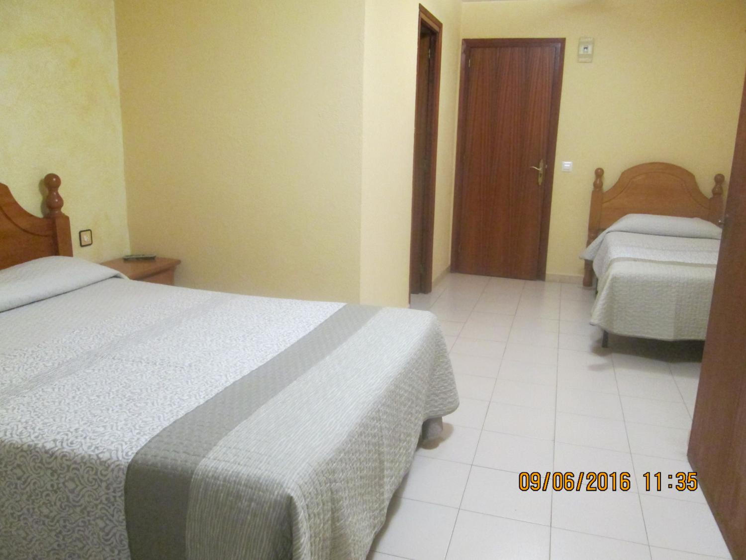 Standard Quadruple Room photo 3