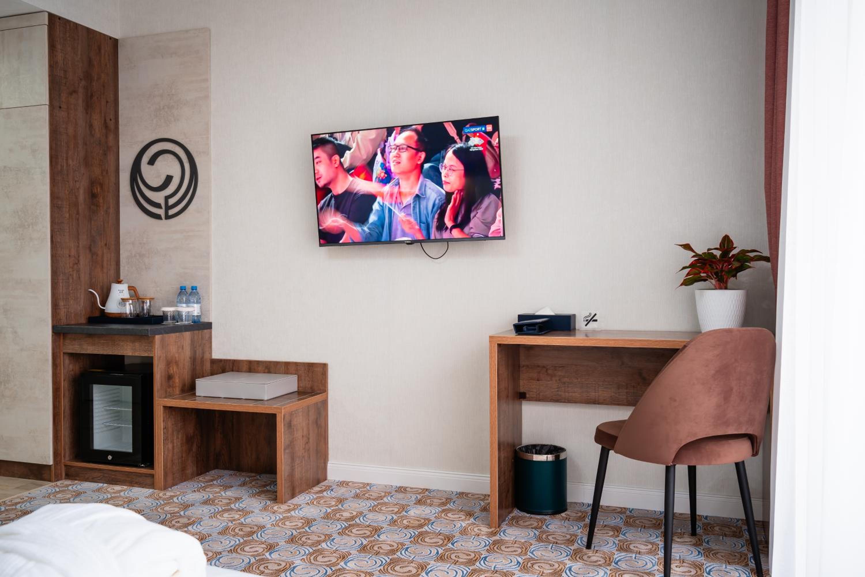 Large Double or Twin Room