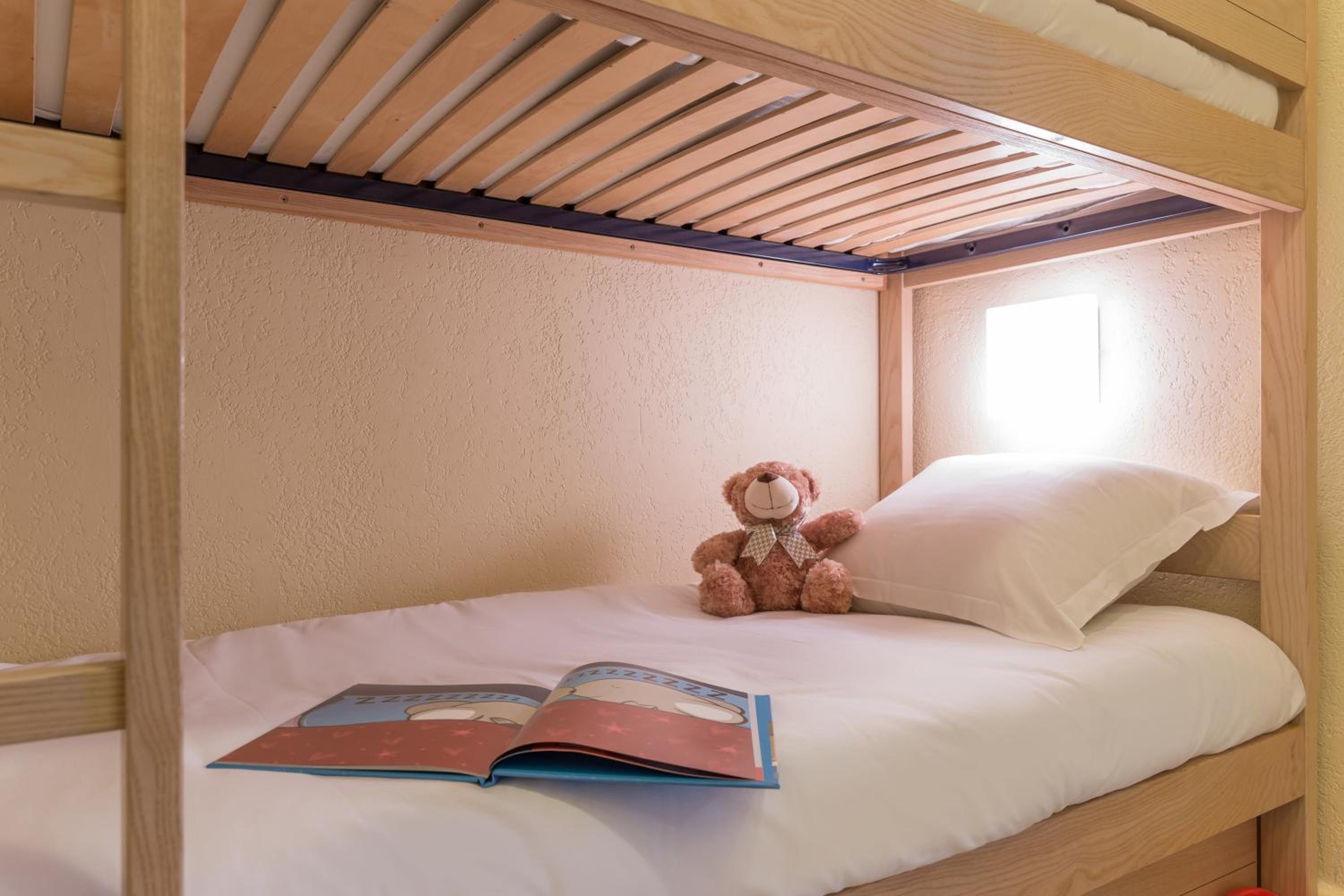 Studio with Sleeping Alcove and Terrace or Balcony (4 People) - Photo 9