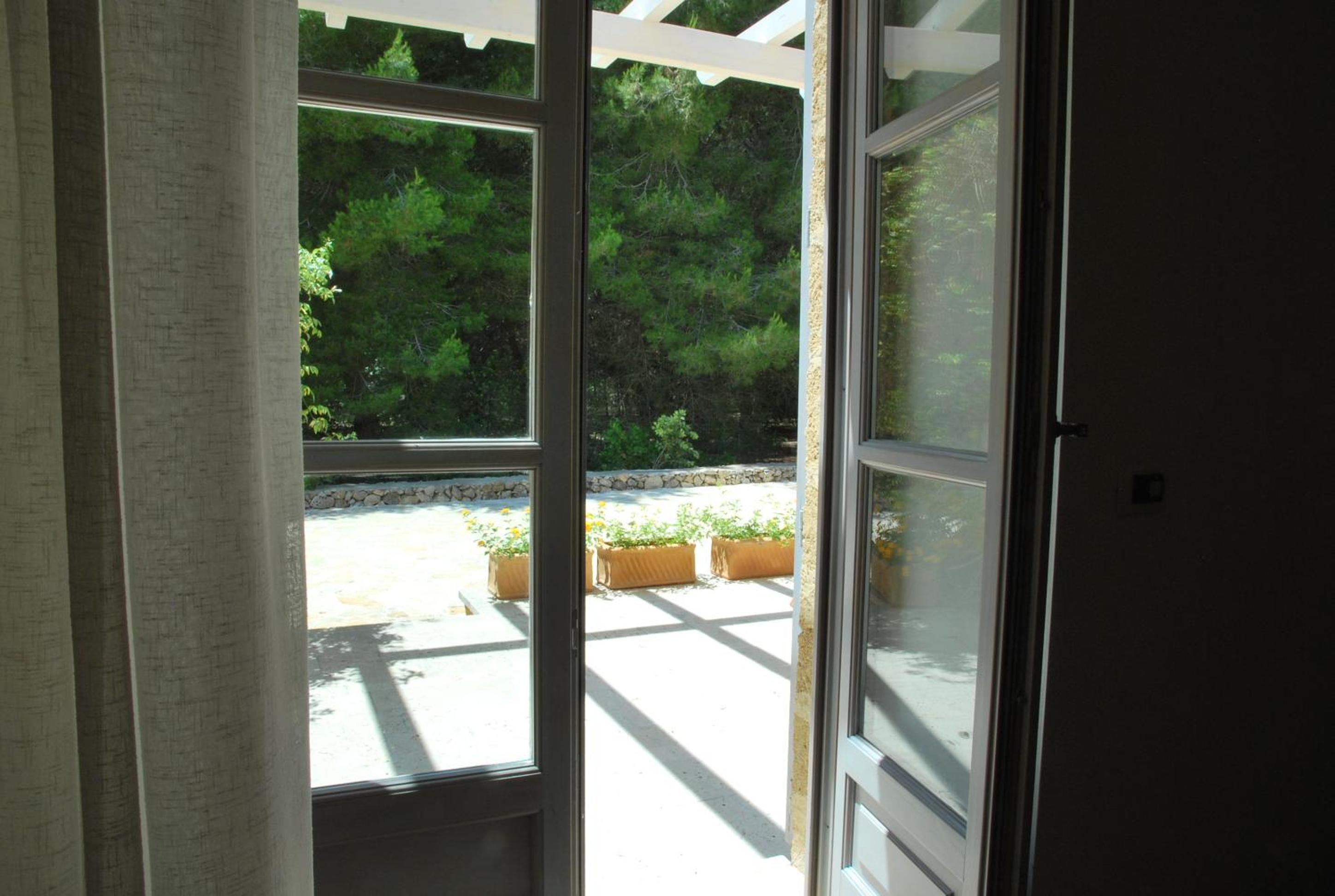 Superior Triple Room (3 adults + 1 child) photo 2