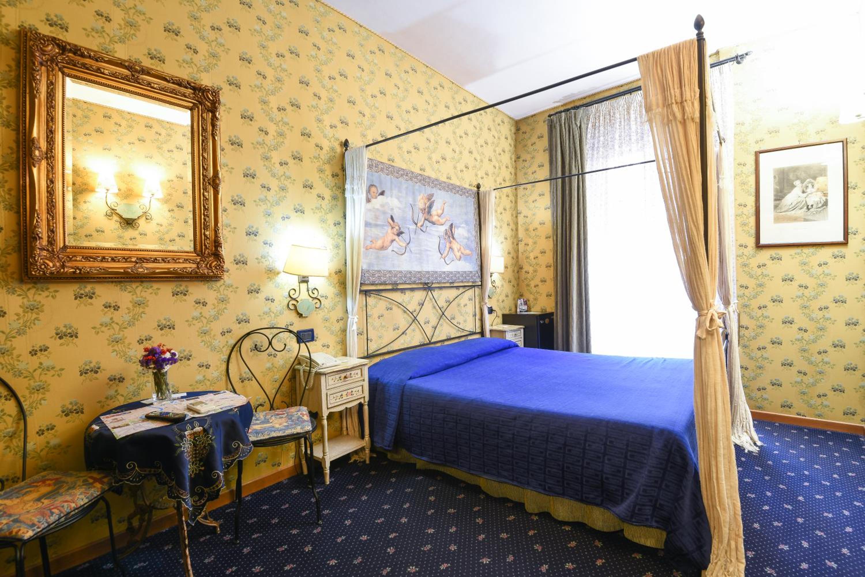 Double or Twin Room photo 1