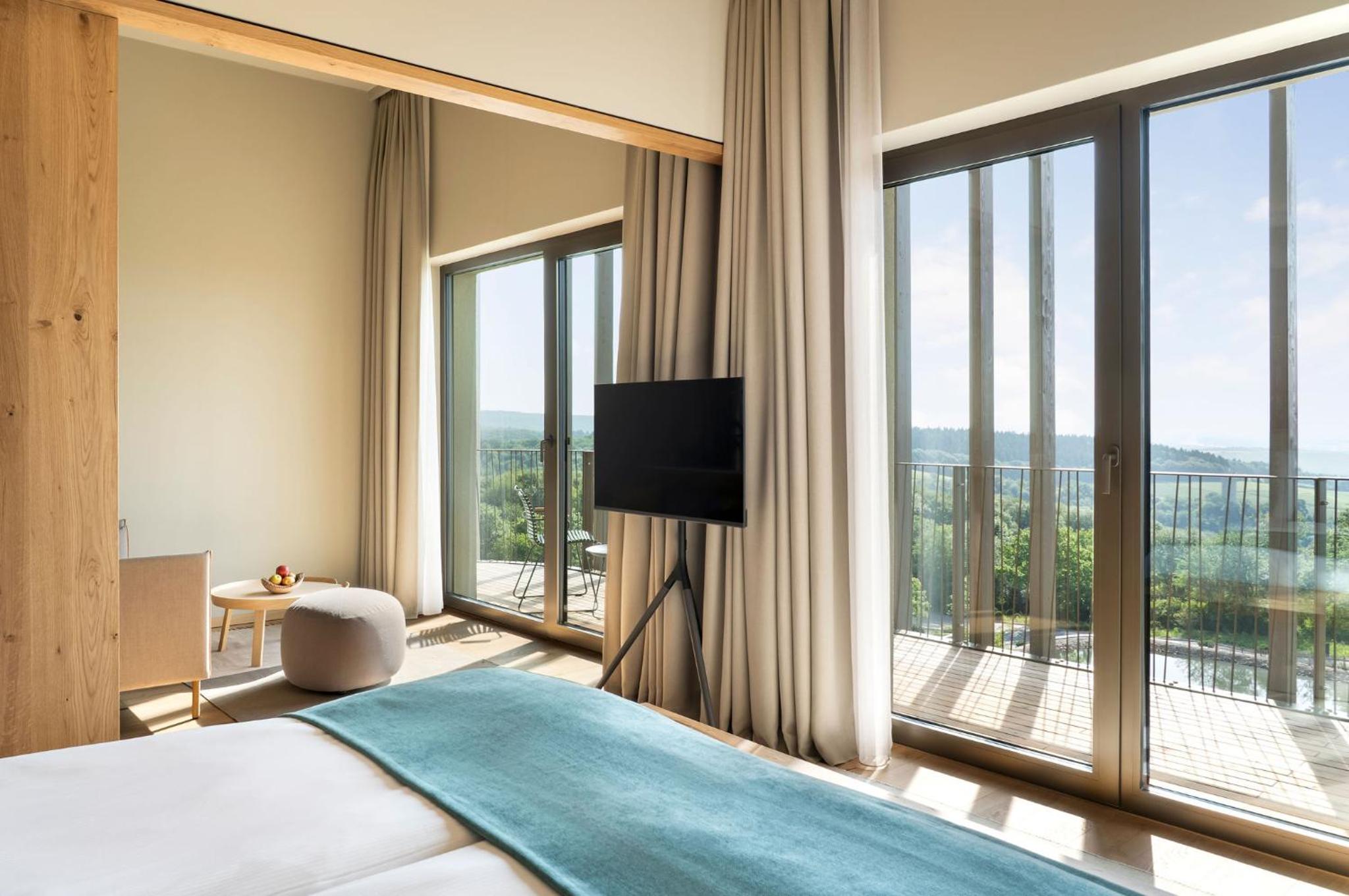 Junior Suite With Garden View photo 2