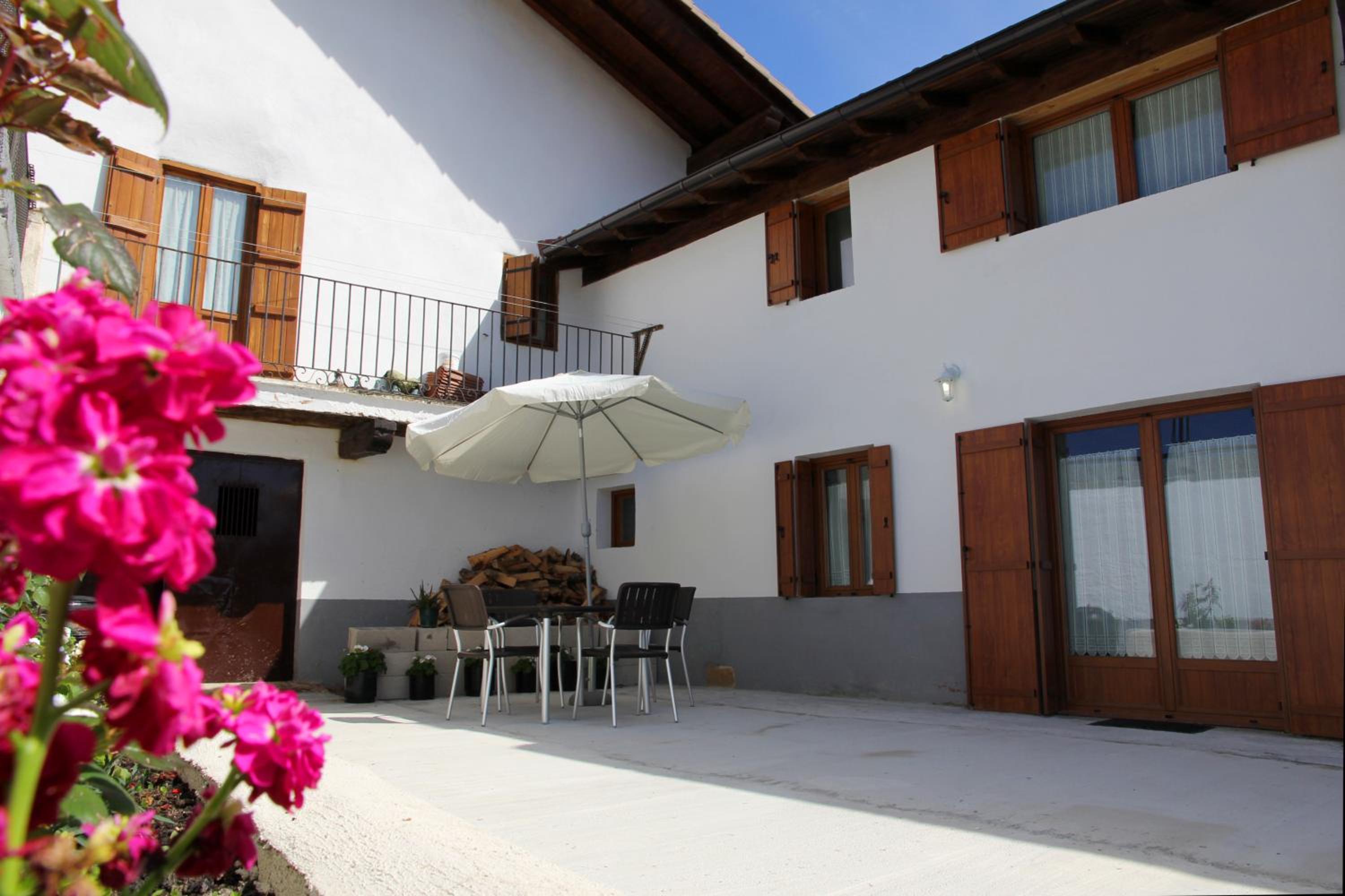 Two-Bedroom House photo 2