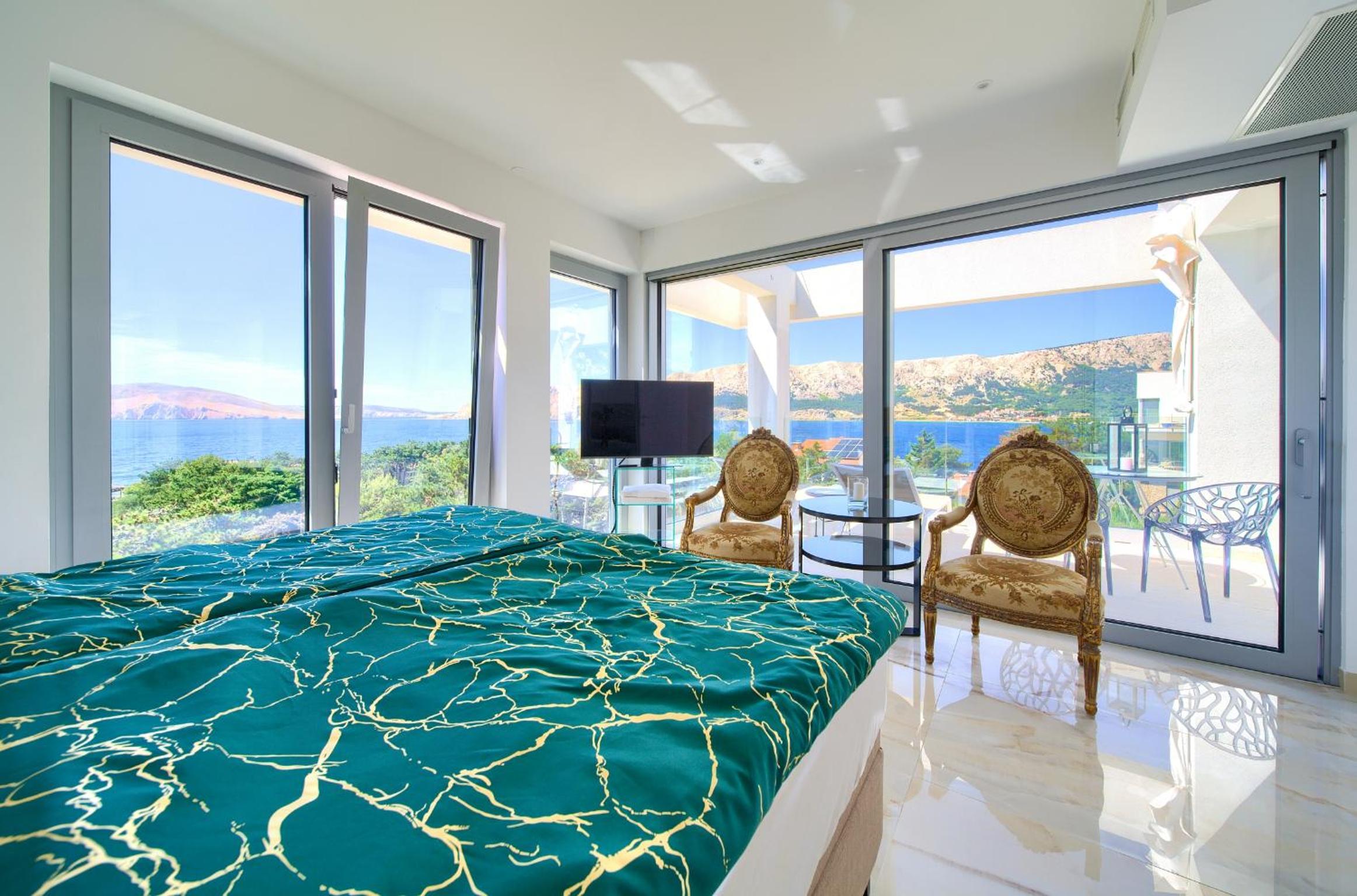 One-Bedroom Apartment with Spa Bath