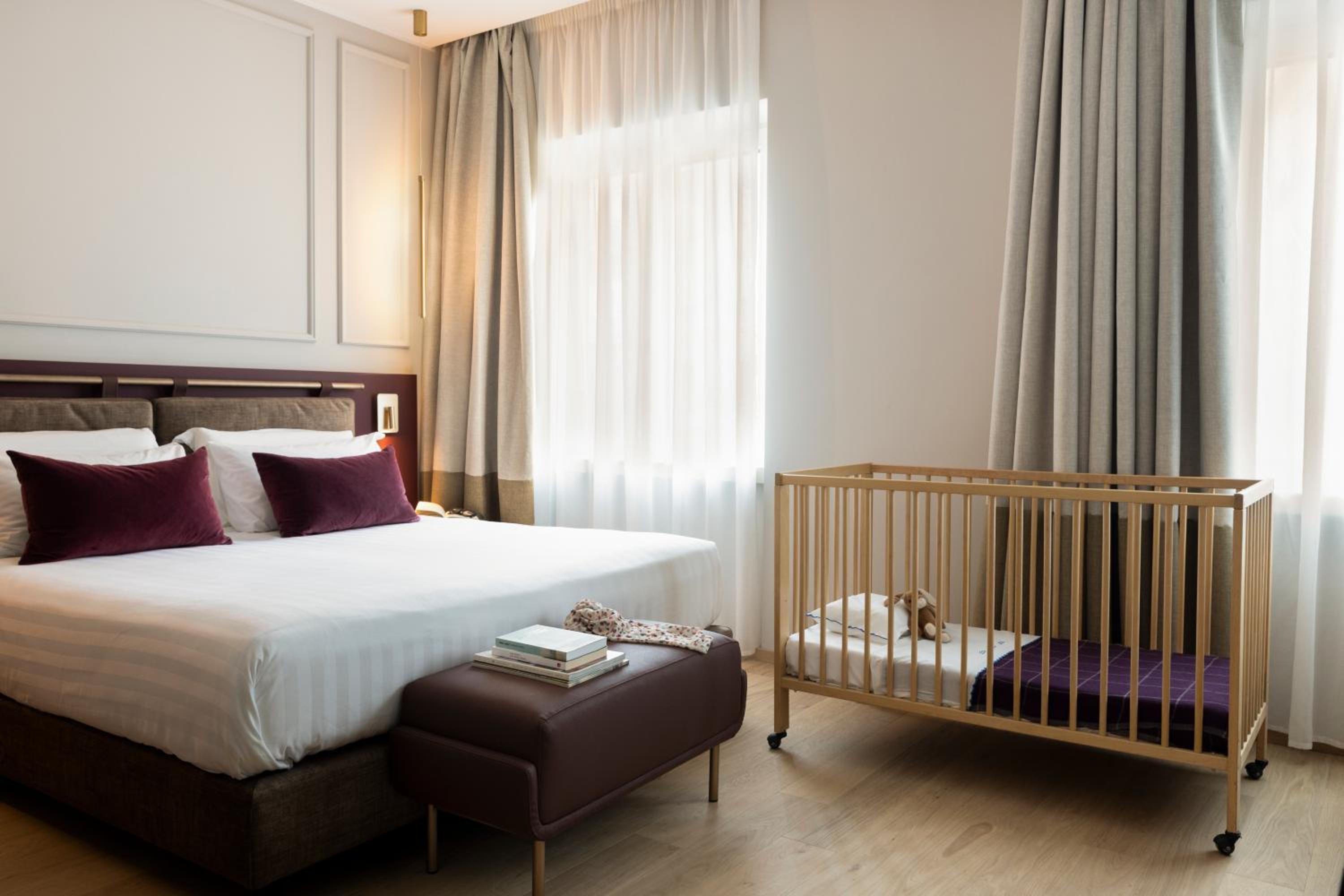 Deluxe Double or Twin Room photo 1
