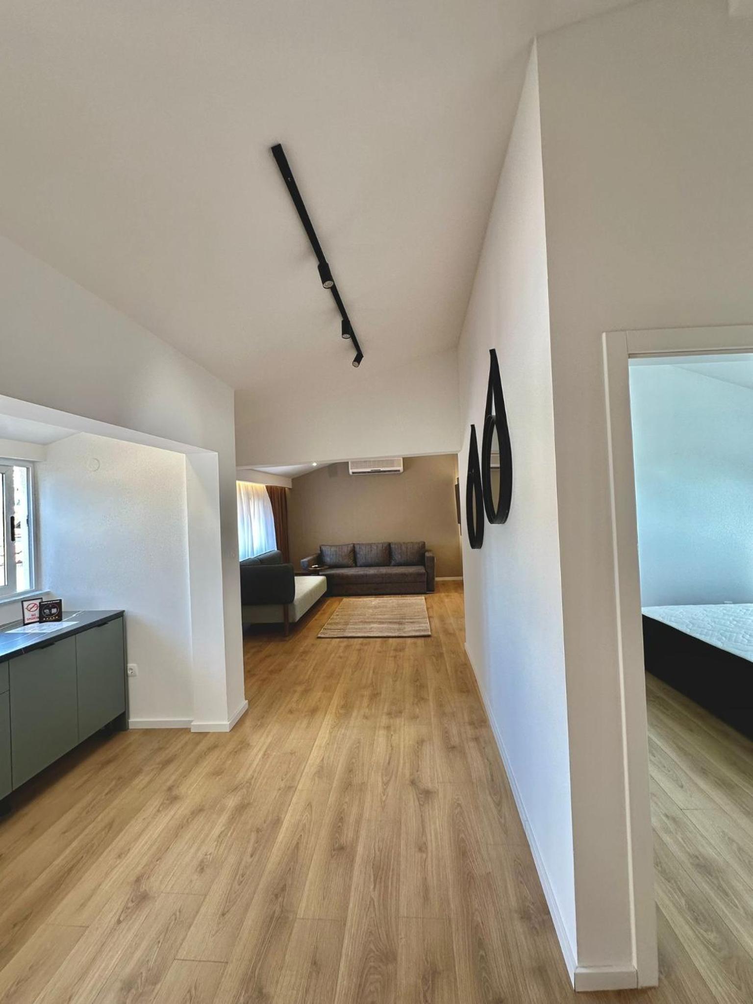 Two-Bedroom Deluxe Apartment photo 3