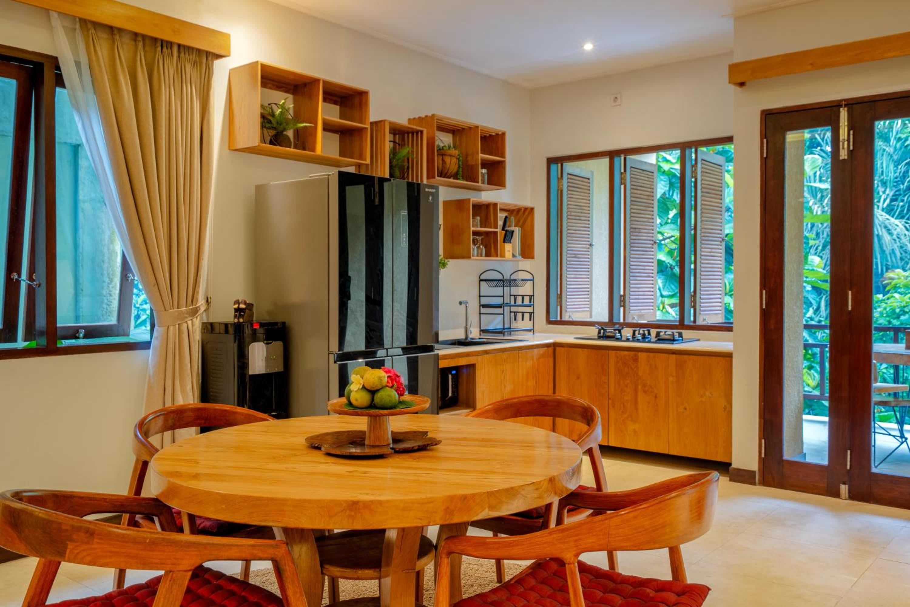 Two Bedroom Royal Family Jungle View - Photo 4