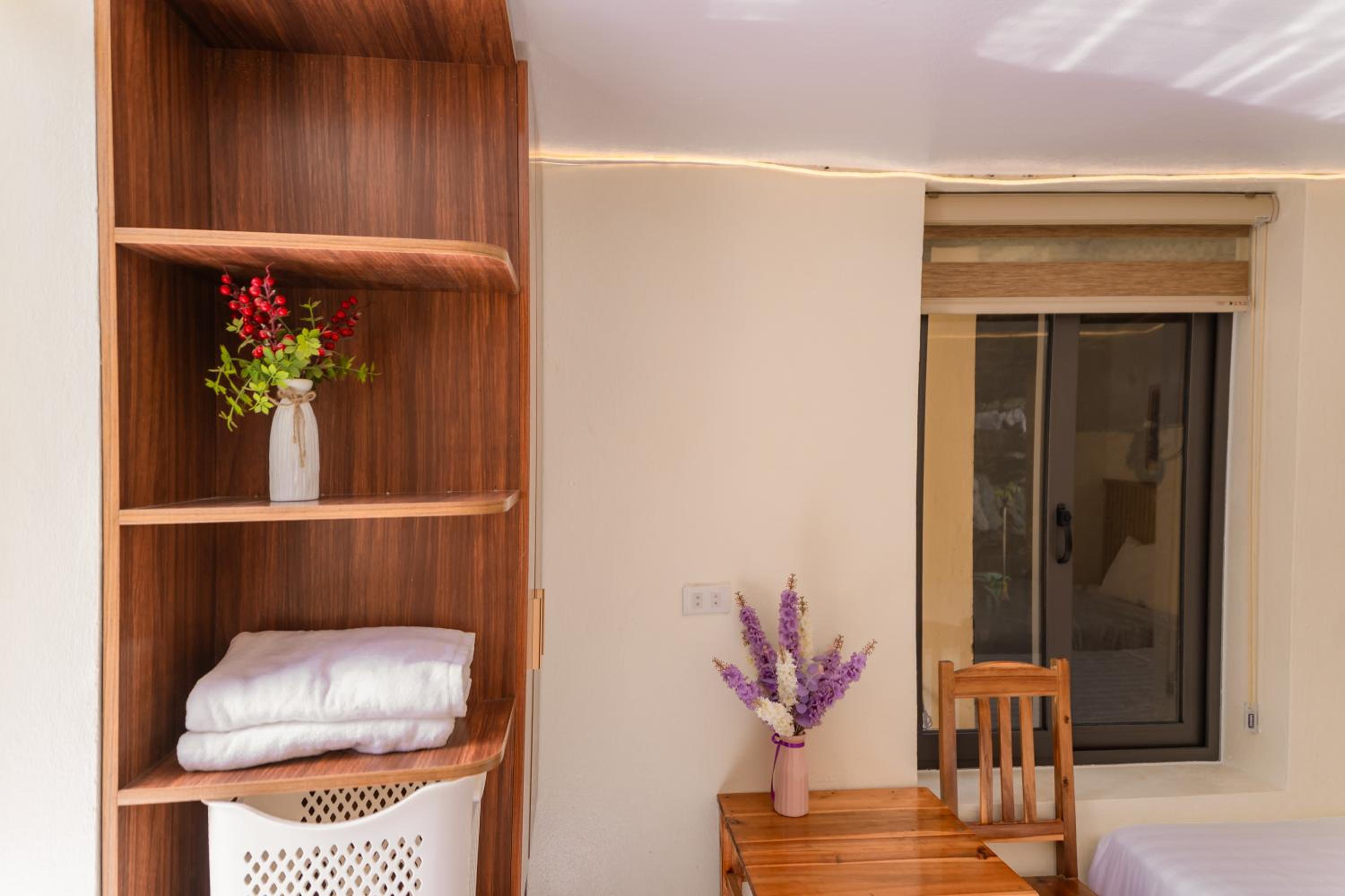 Double or Twin Room with Pool View photo 3