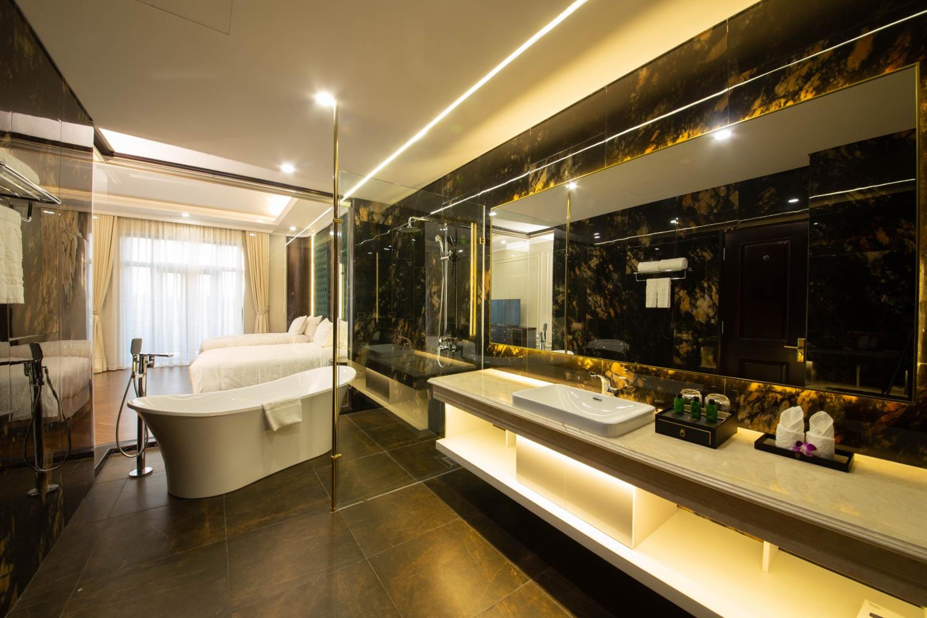 Junior Suite with Balcony