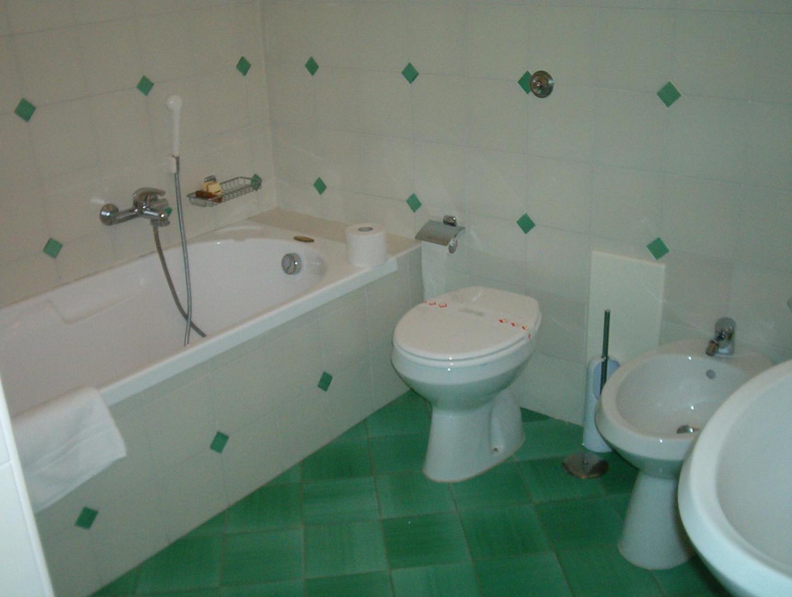 Deluxe Double Room with Bath photo 2