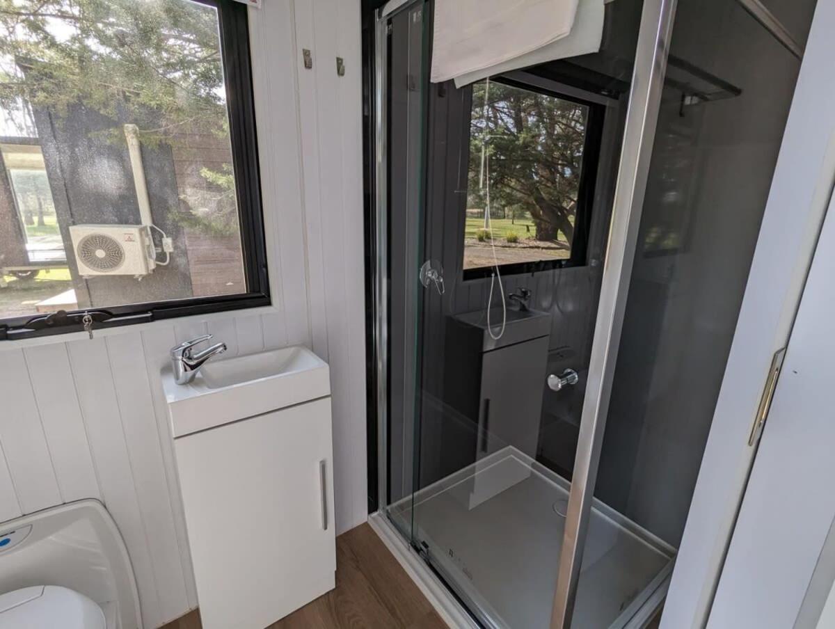 Tiny House Mountain View at Grampians photo 3