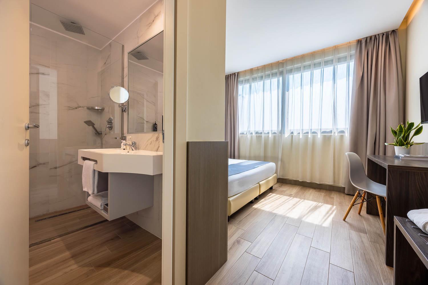 Deluxe Double Room - Photo 2