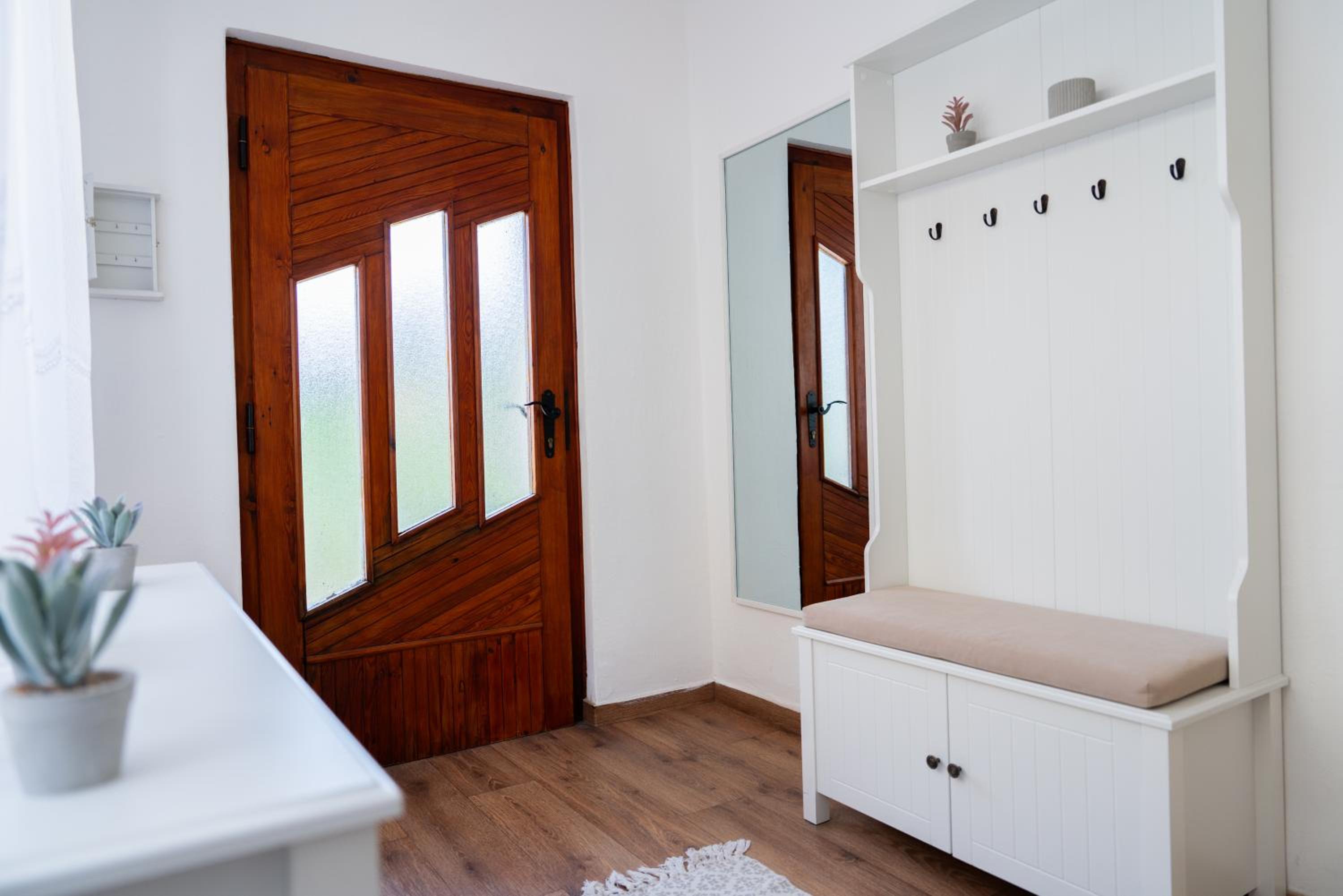Three-Bedroom Vacation Home  photo 2